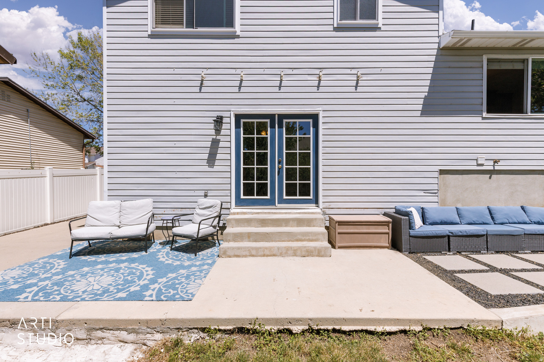 CHAPEL HILLS - Residential