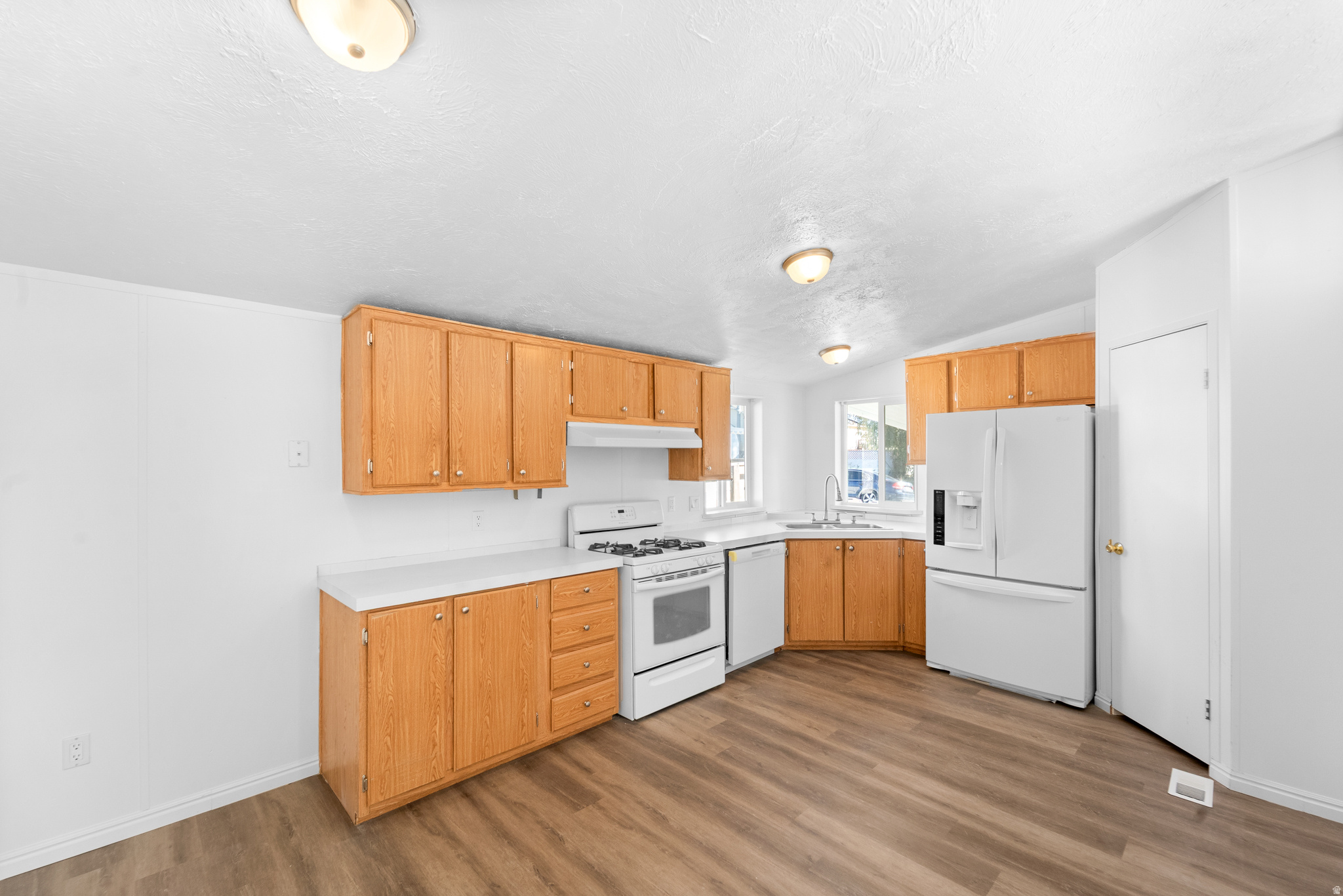SUNDOWN MOBILE HOME PARK - Residential