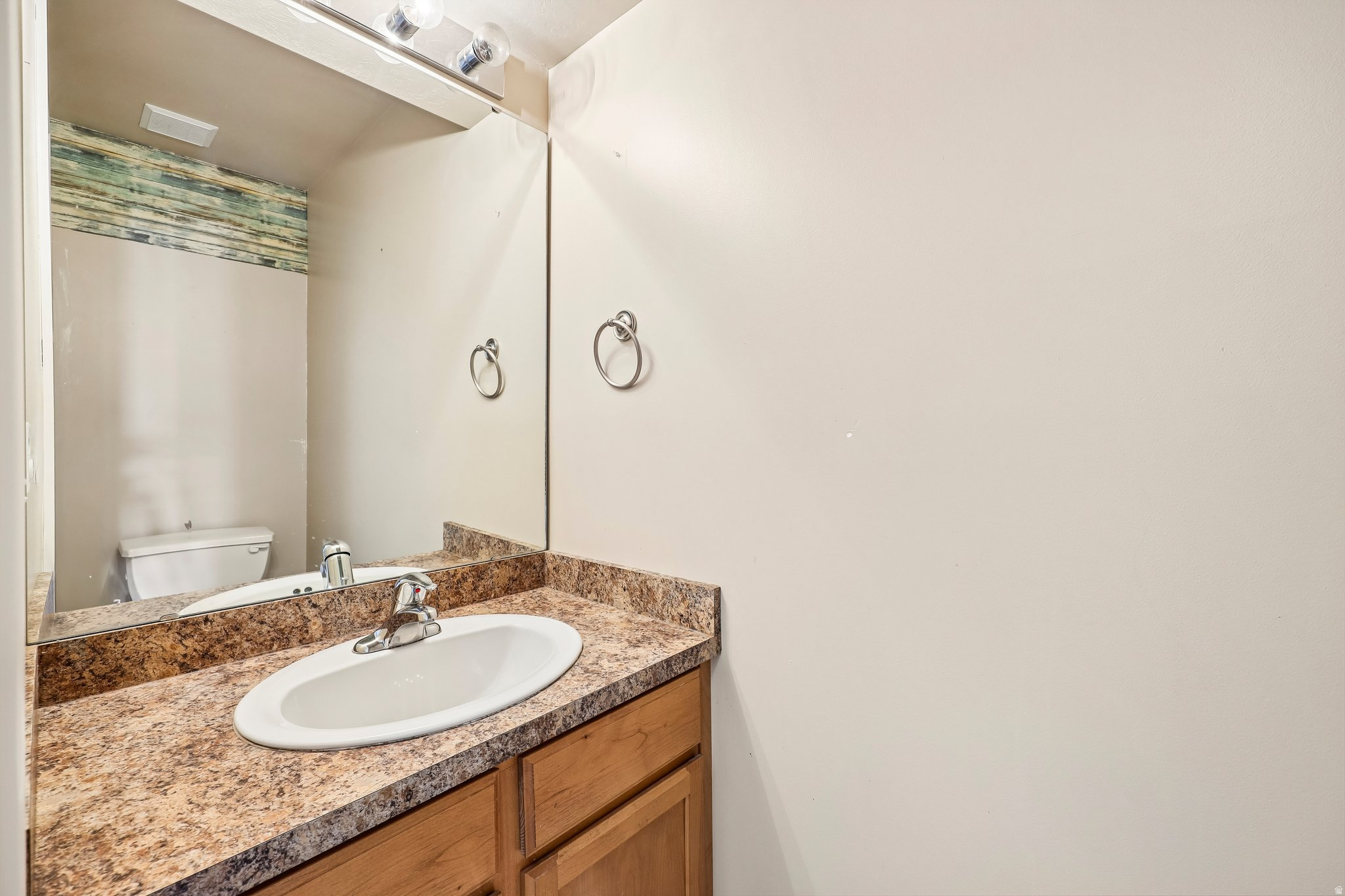 LAKE POINT VILLAGE - Residential