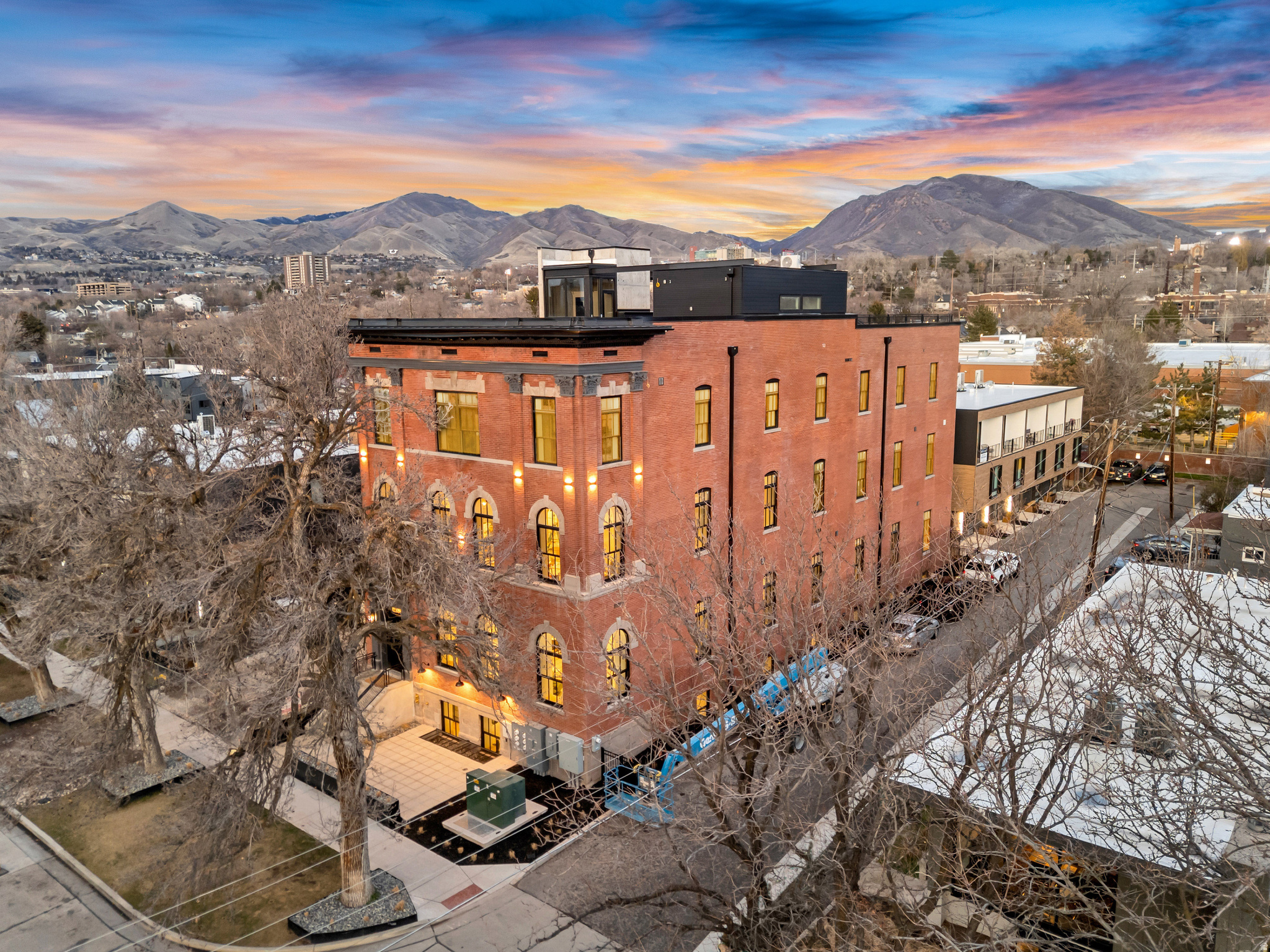 TELEGRAPH EXCHANGE - Residential