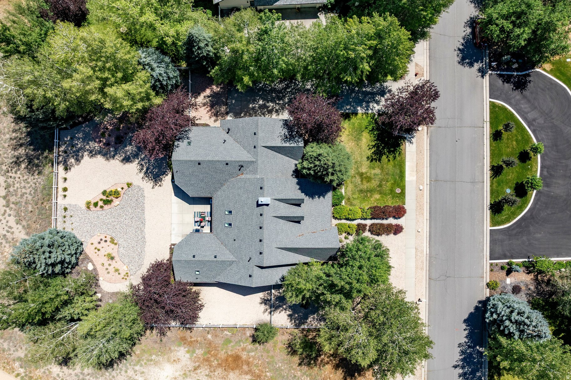 LACY LANE ESTATES - Residential