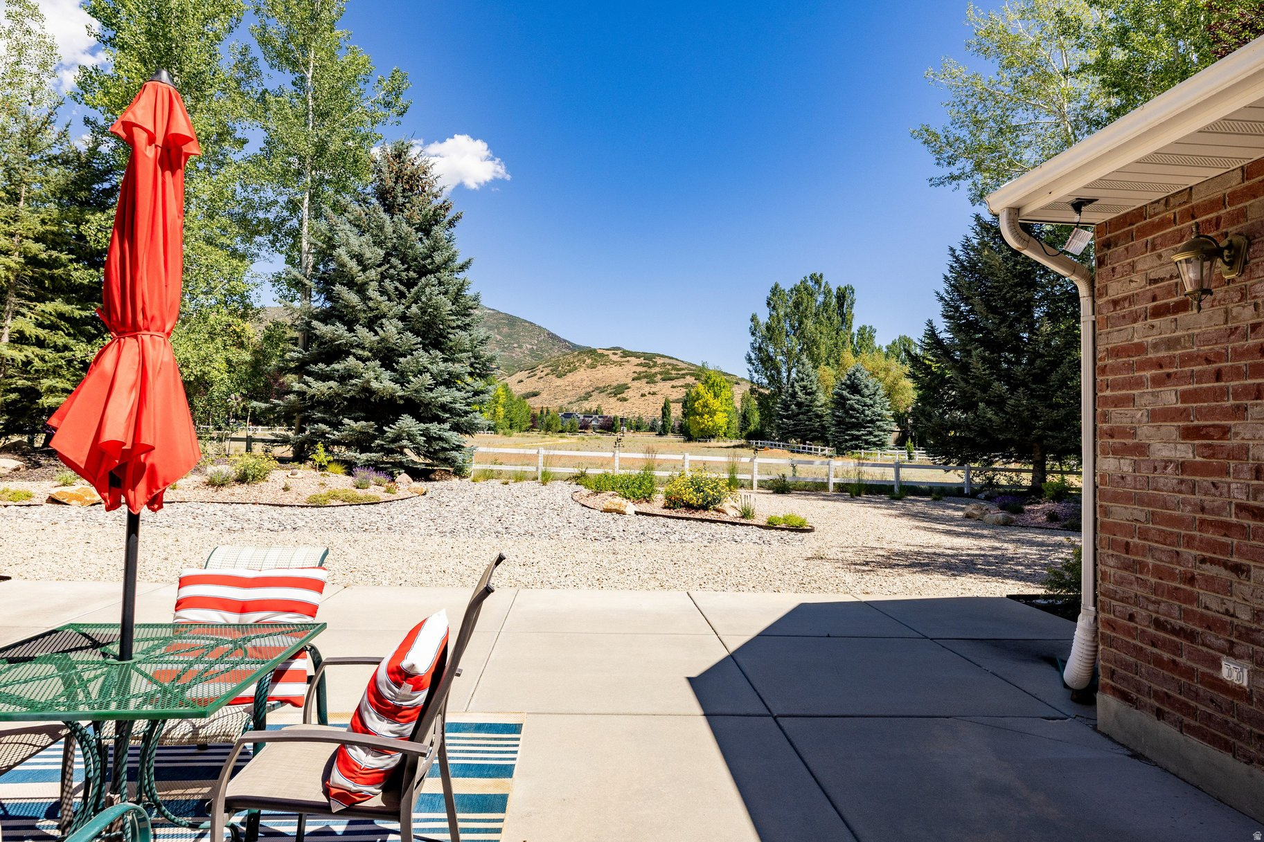 LACY LANE ESTATES - Residential