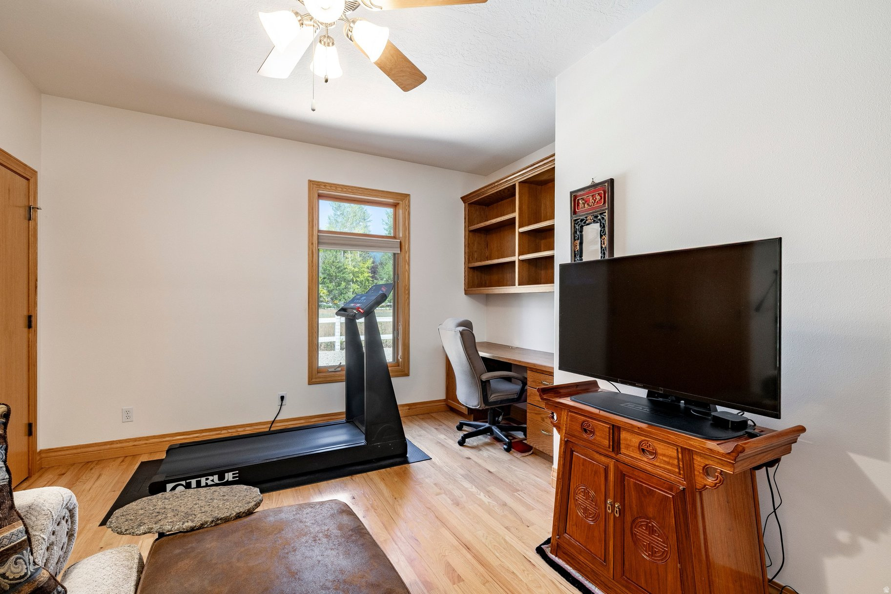 LACY LANE ESTATES - Residential