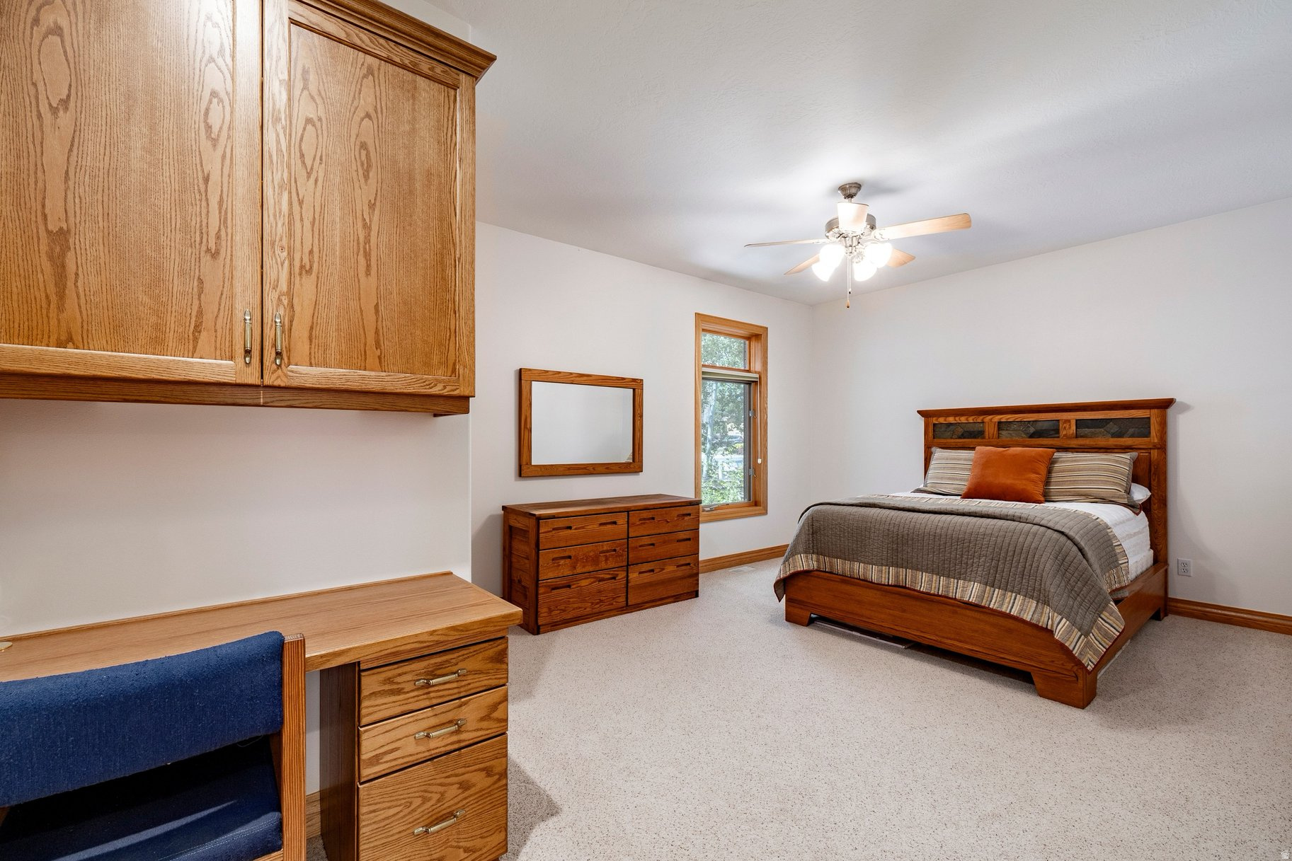 LACY LANE ESTATES - Residential