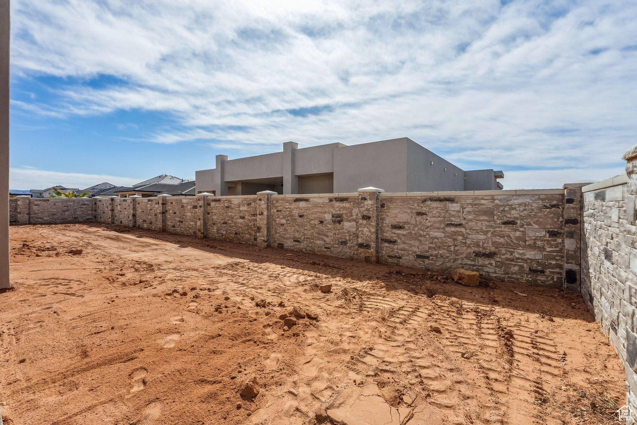 HAWKEYE POINT - Residential
