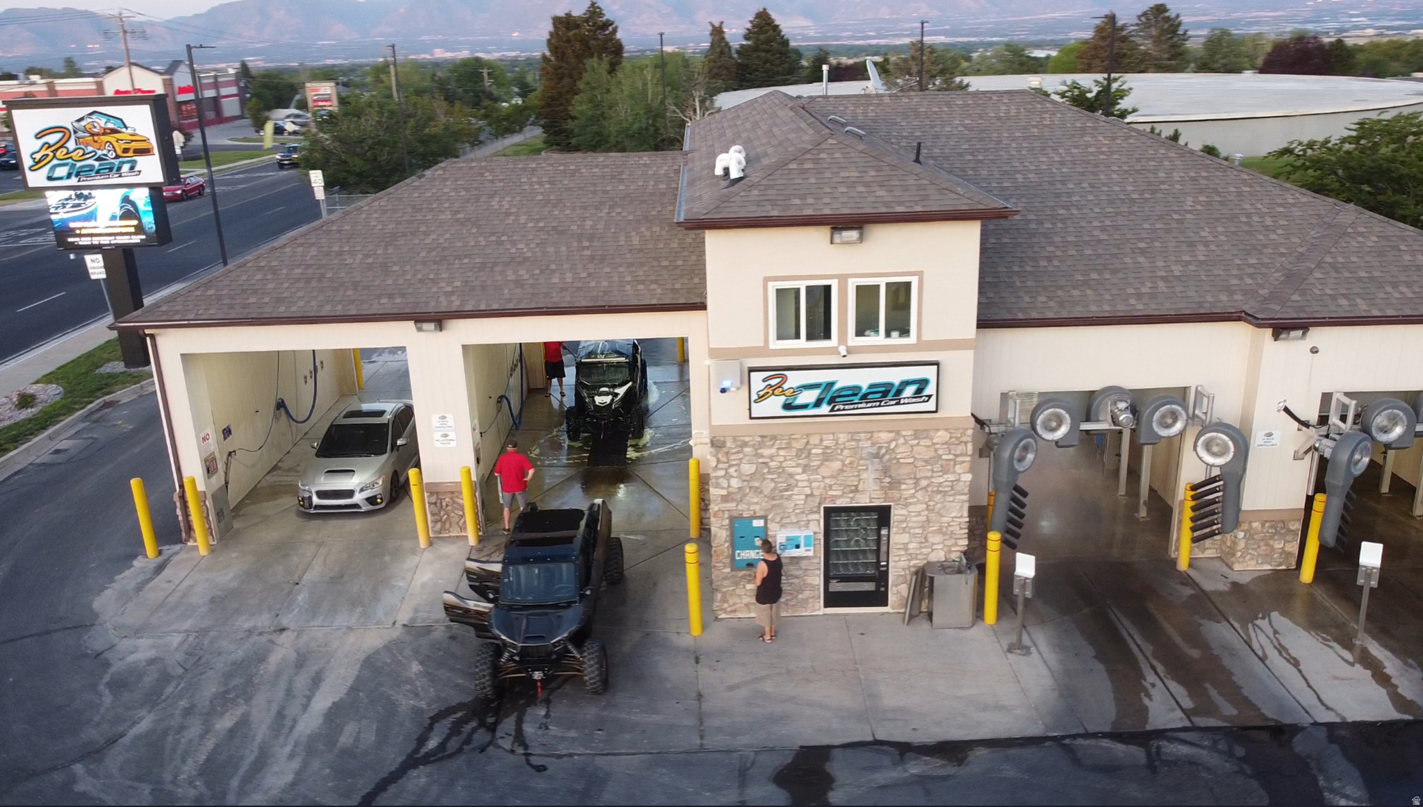 OQUIRRH SHADOWS - Commercial Sale