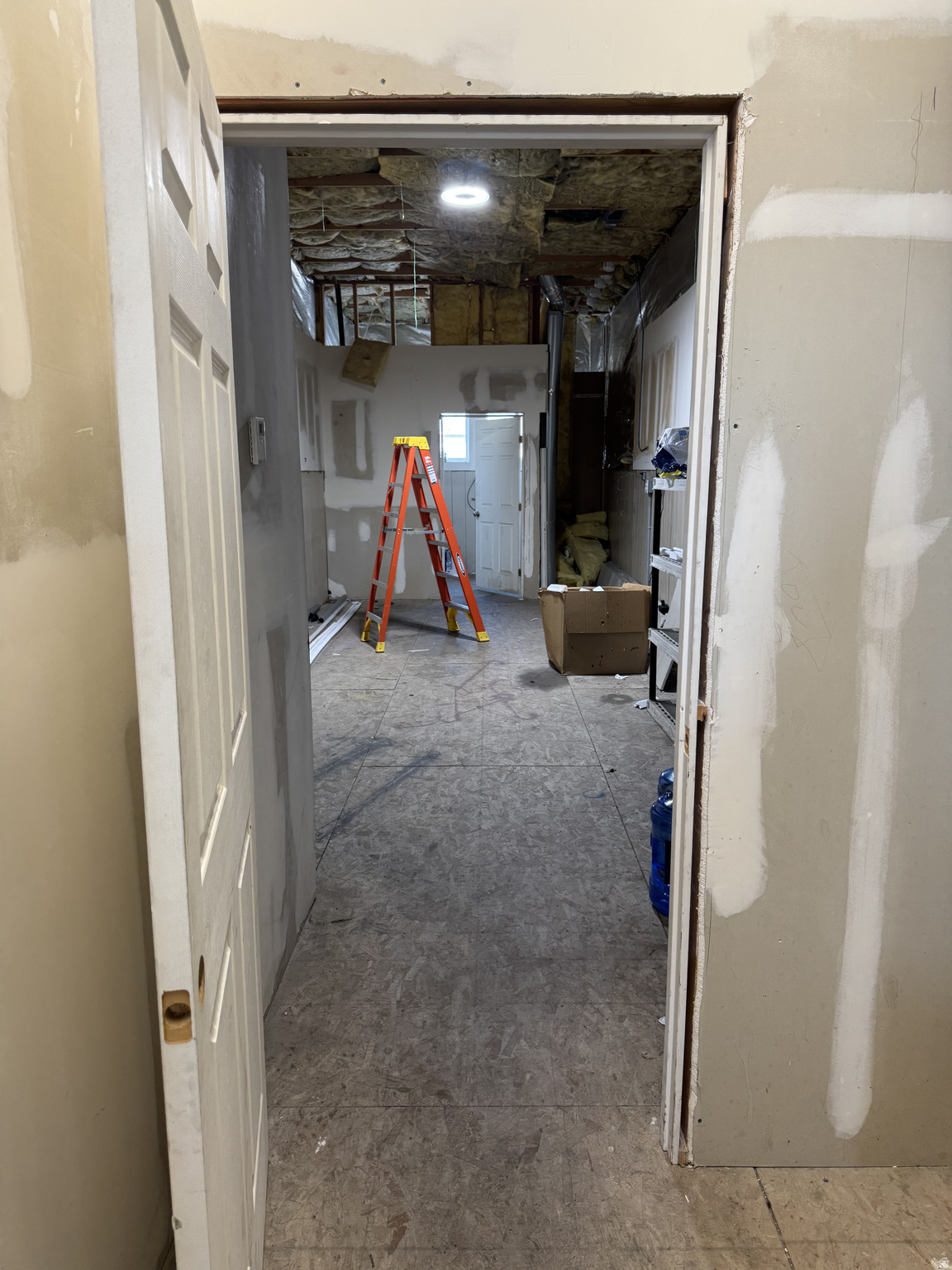 OQUIRRH SHADOWS - Commercial Sale