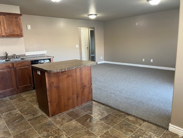 CREEKSIDE VILLAGE - Residential