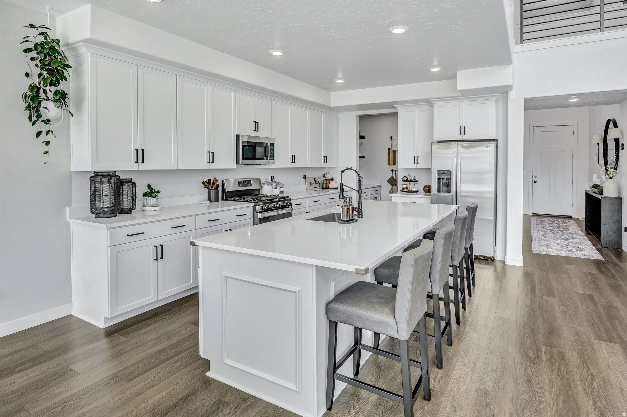 SHAMROCK VILLAGE - Residential