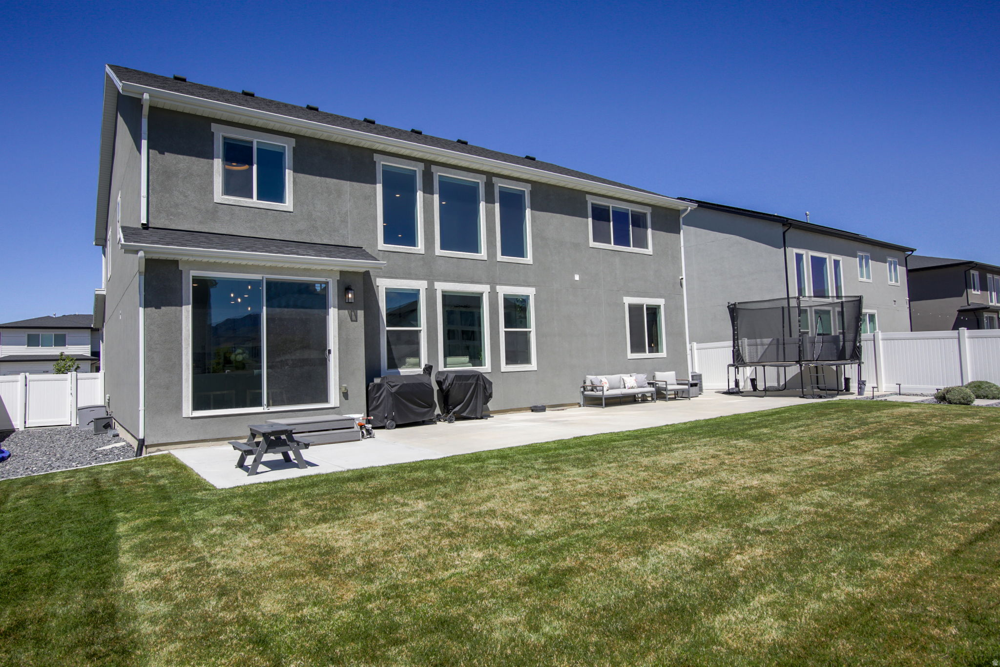 SHAMROCK VILLAGE - Residential