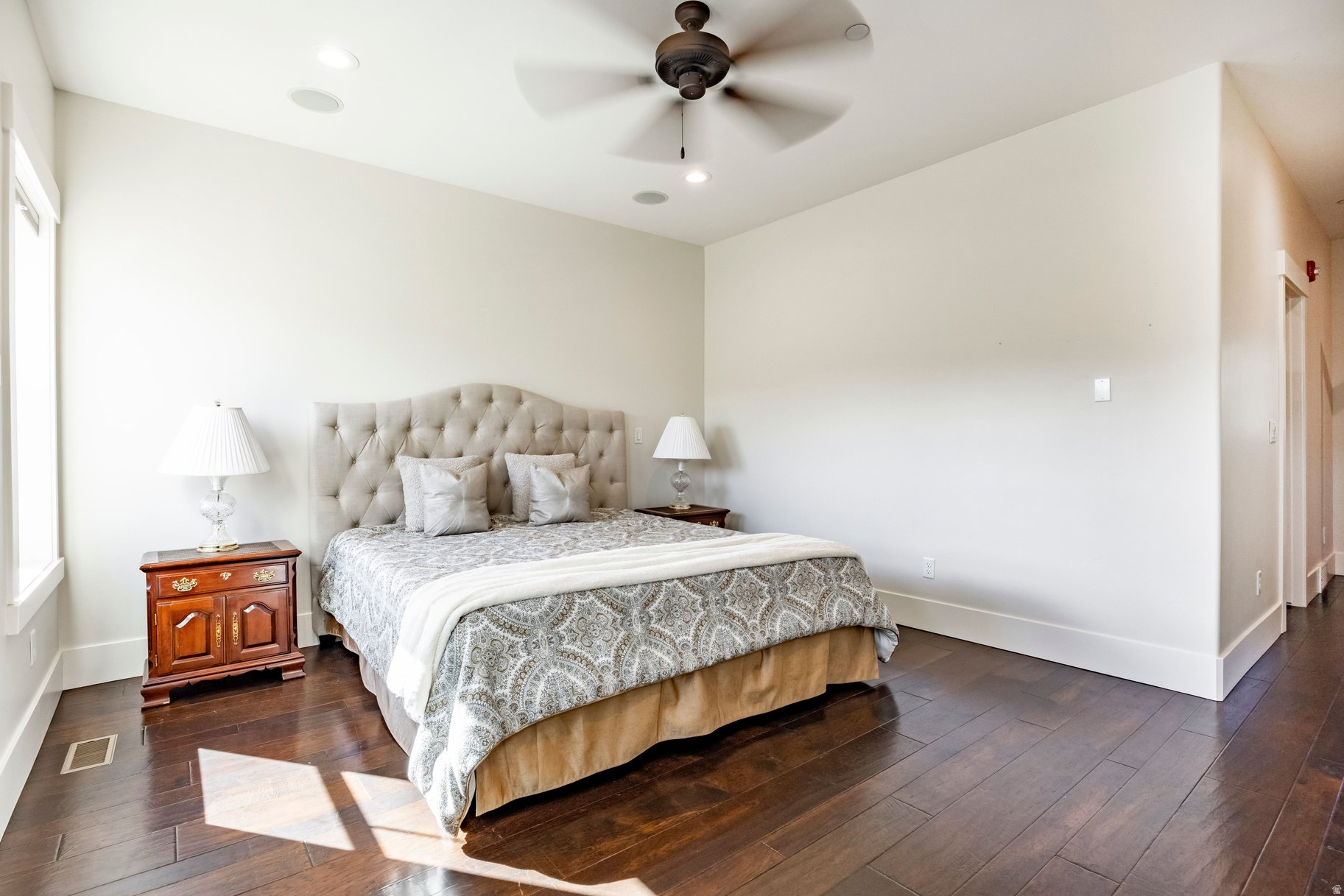 PARKS EDGE - Residential