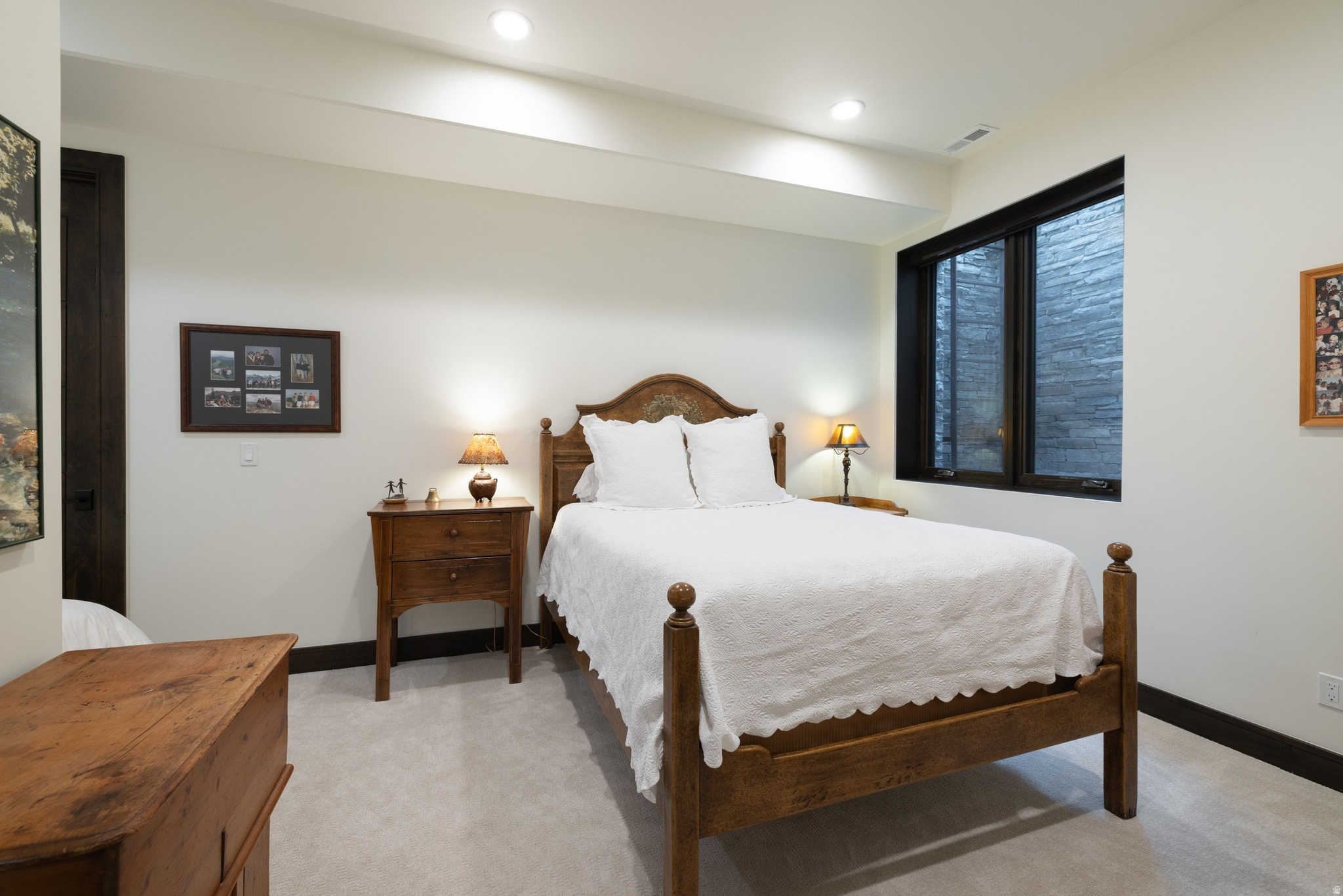 SOARING HAWK AT HIDEOUT - Residential