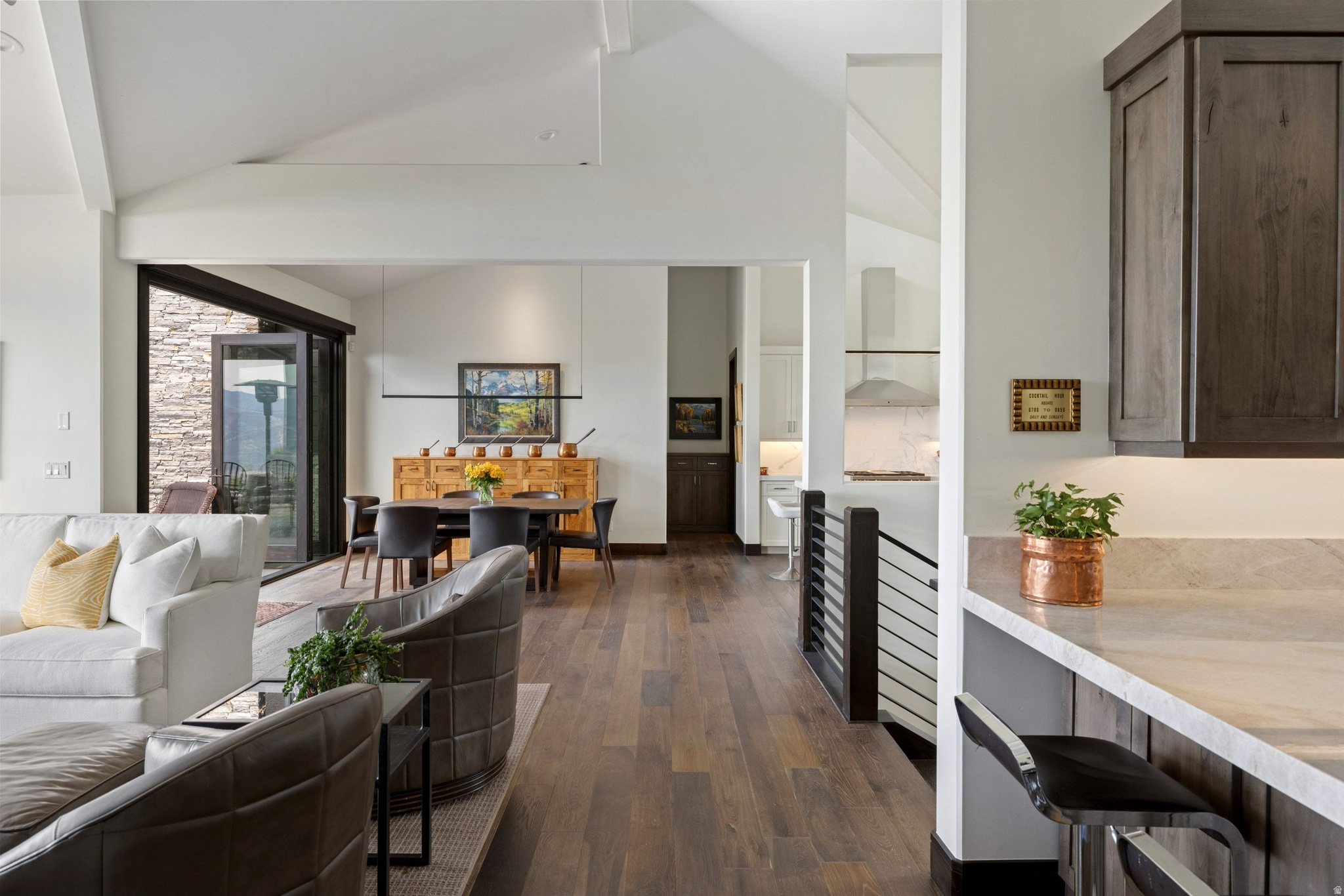 SOARING HAWK AT HIDEOUT - Residential