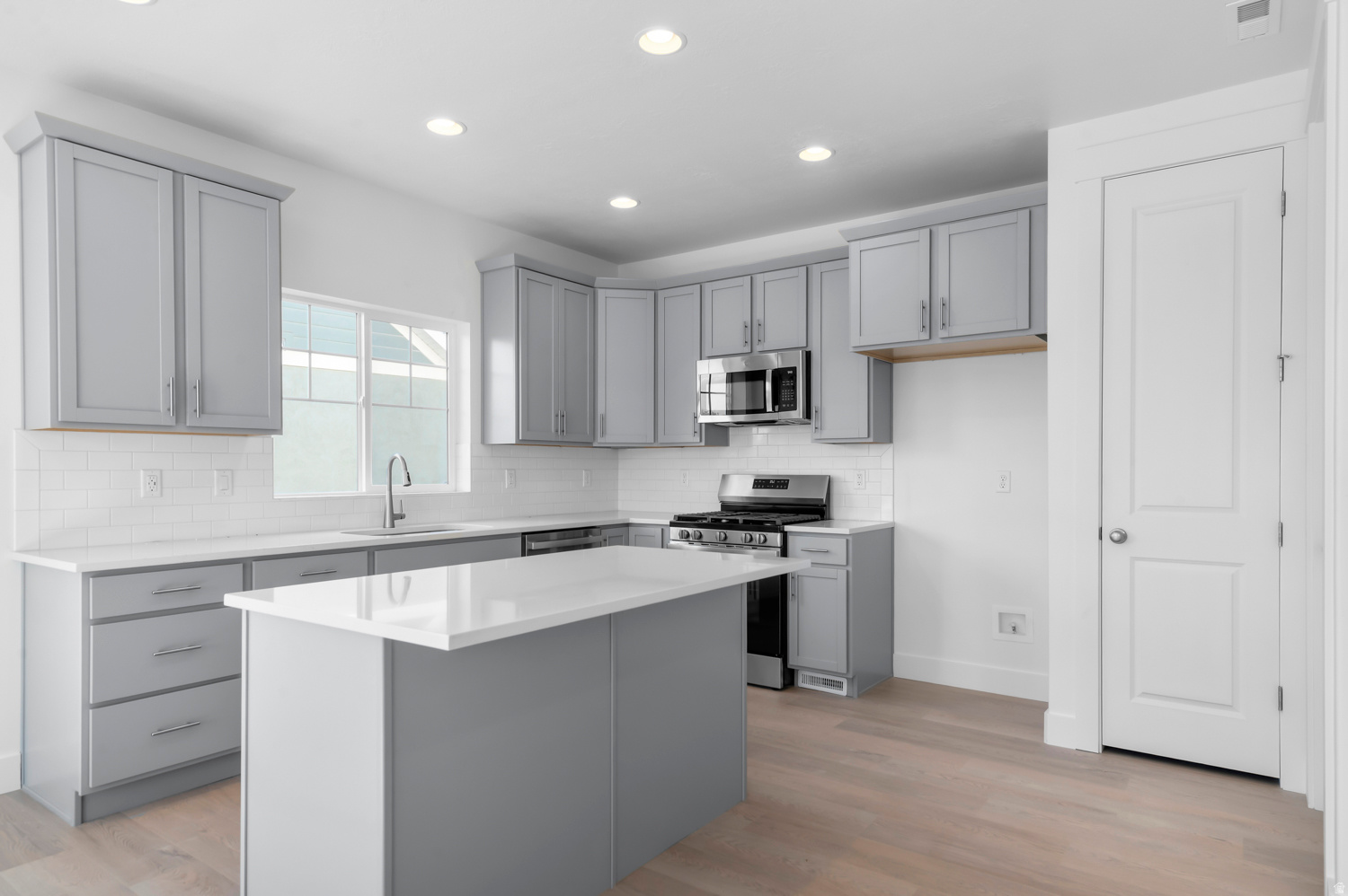 SAGEWOOD VILLAGE GARDENS 125 - Residential