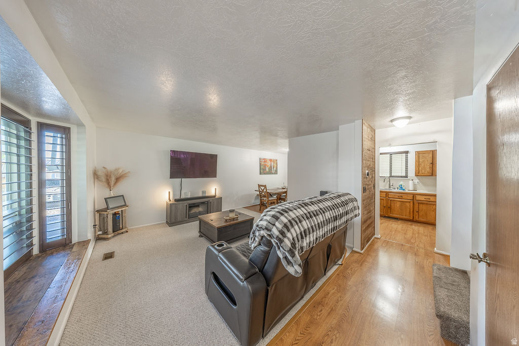 THE COLONY - Residential