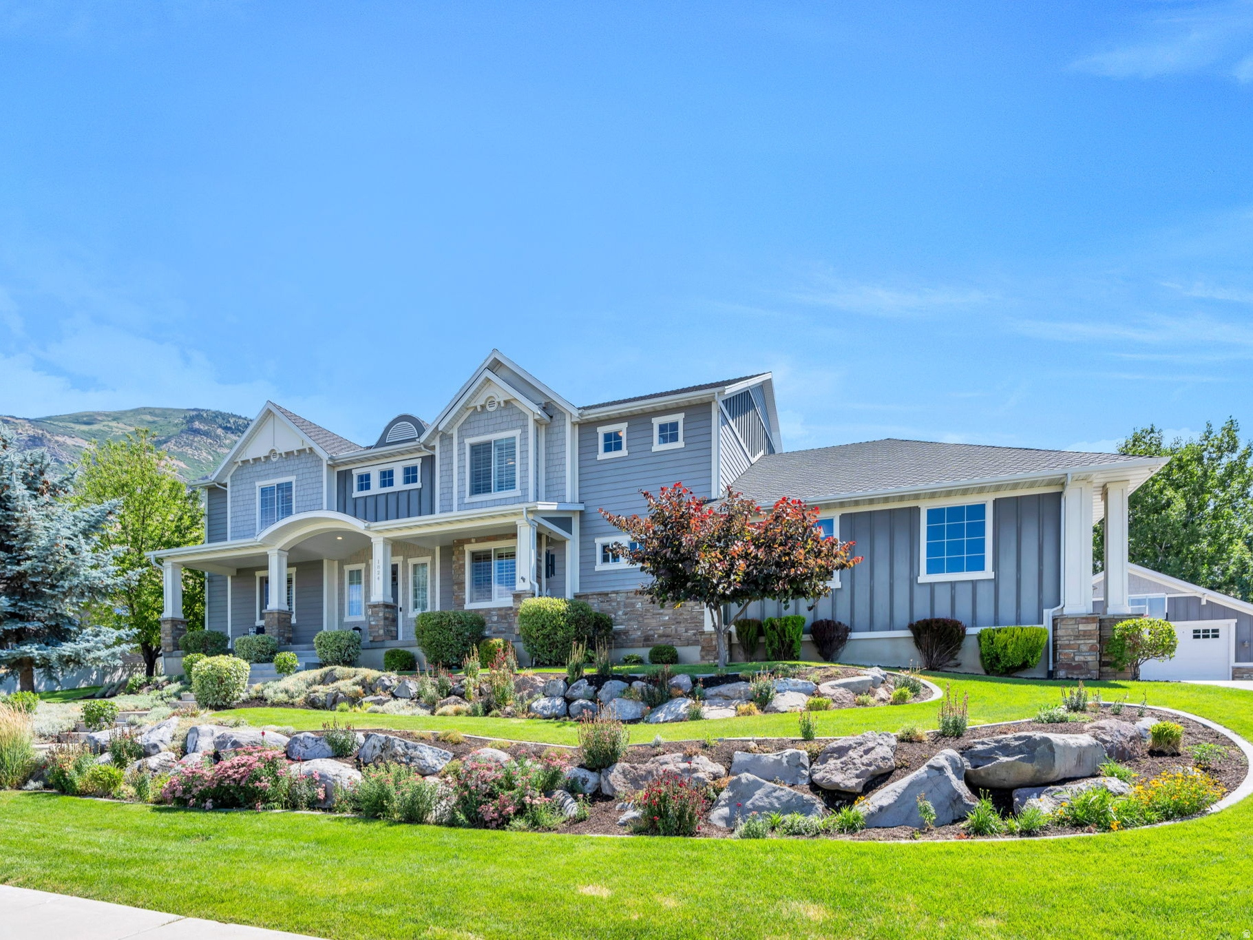 YOUNG ESTATES - Residential