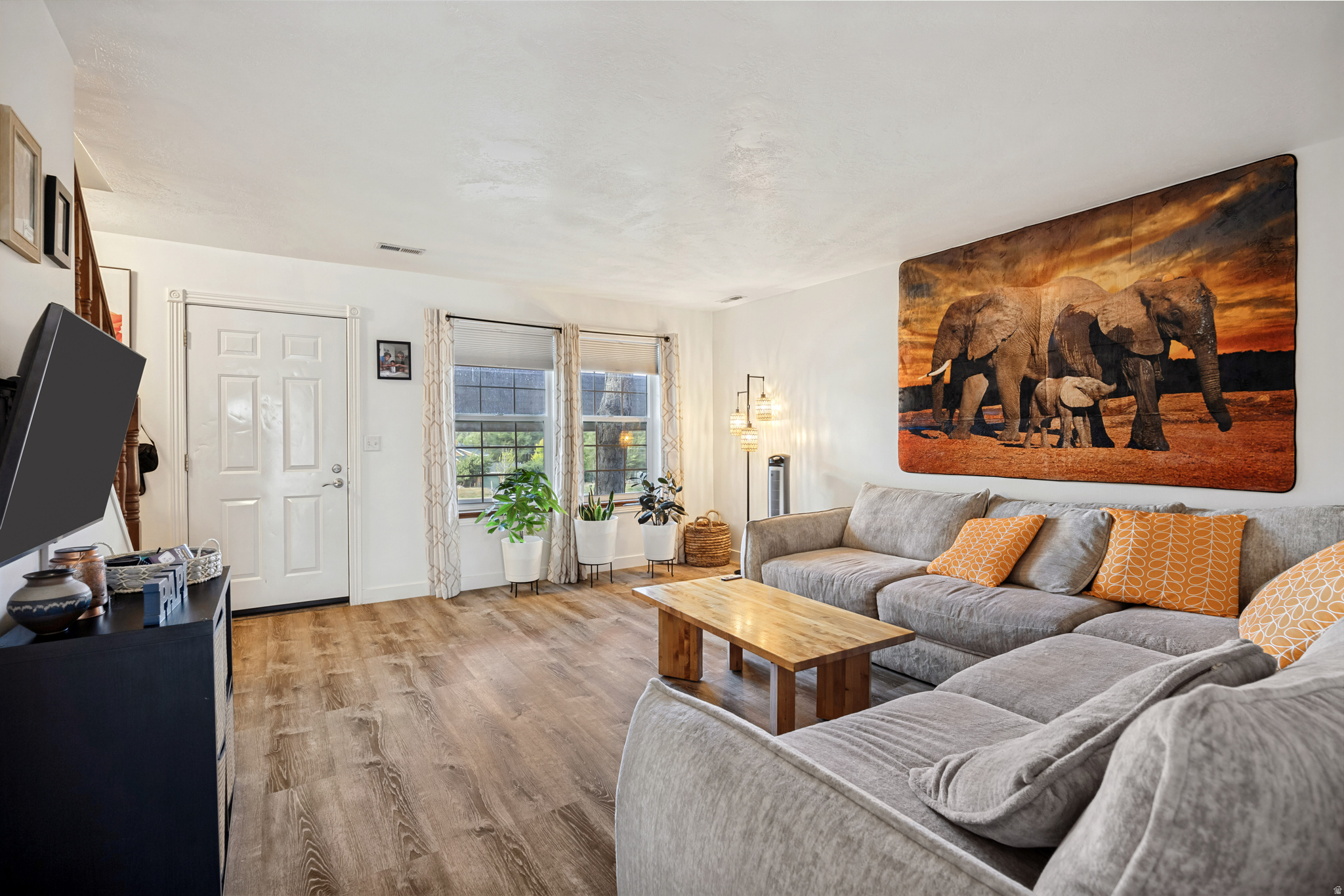 CANYON TERRACE - Residential