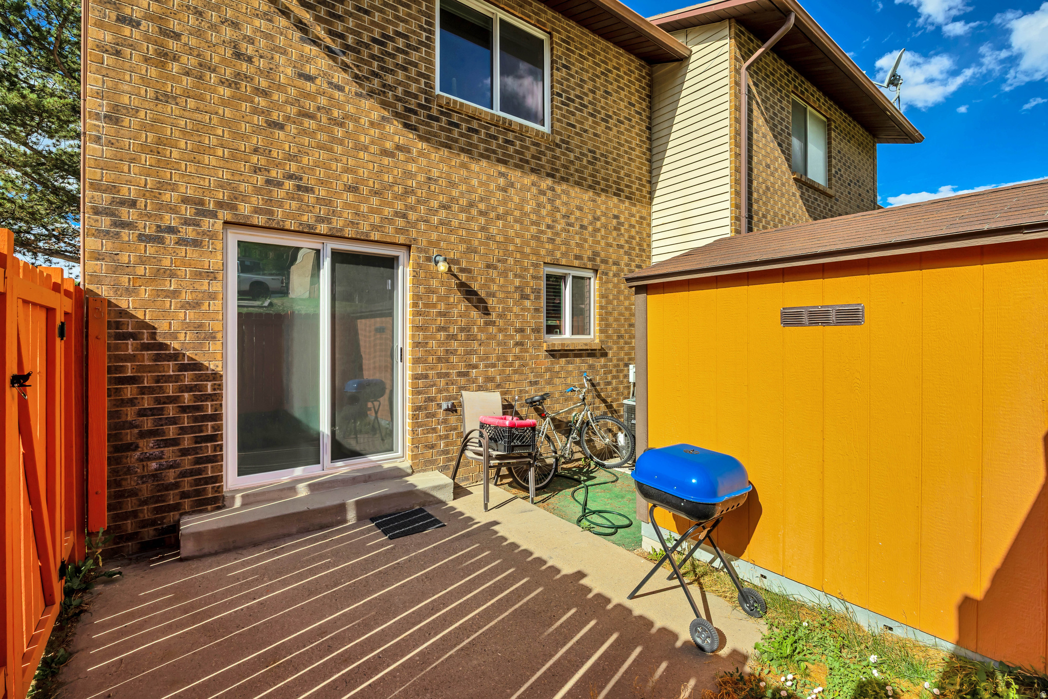 CANYON TERRACE - Residential
