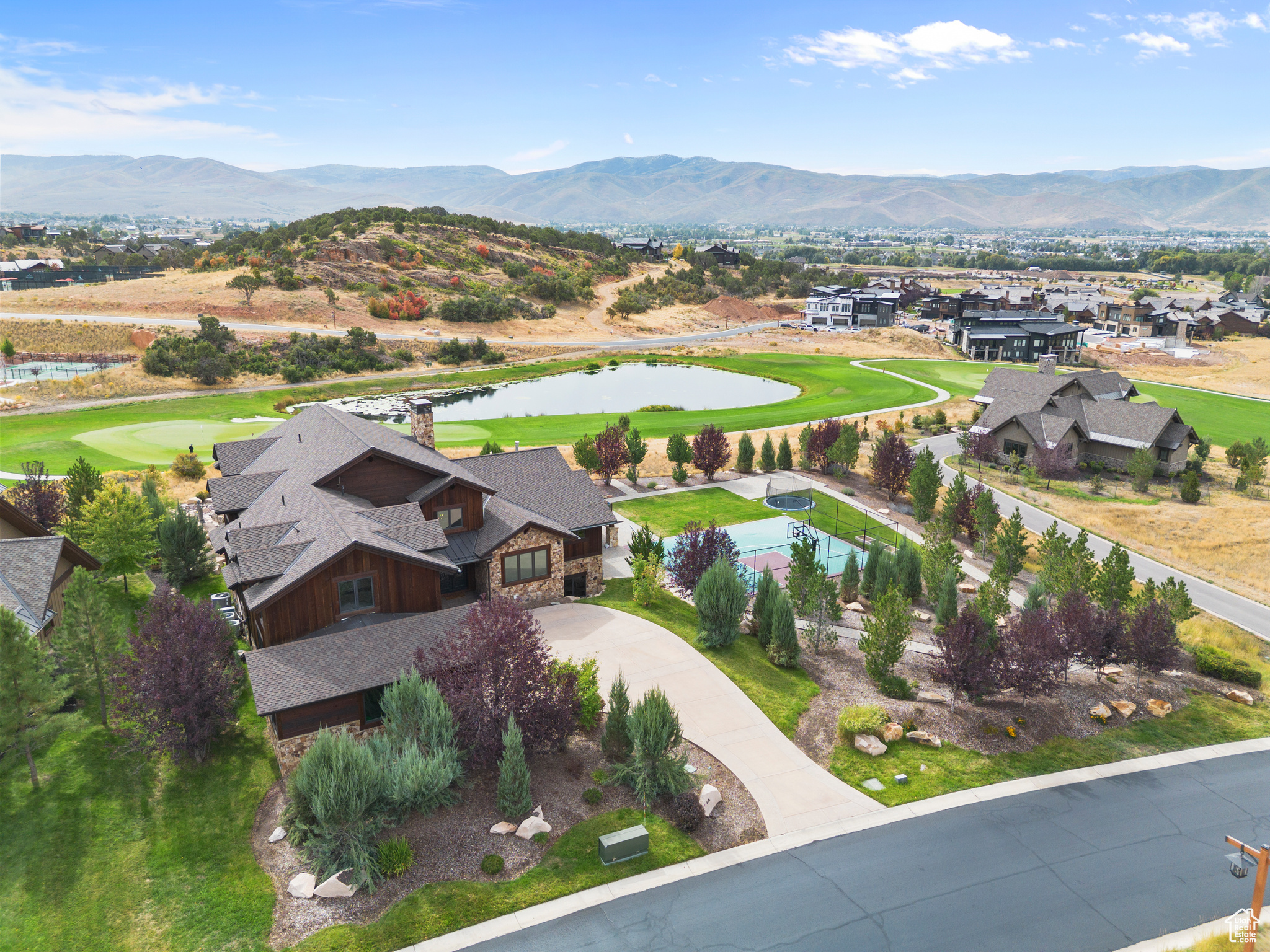 RED LEDGES - Residential