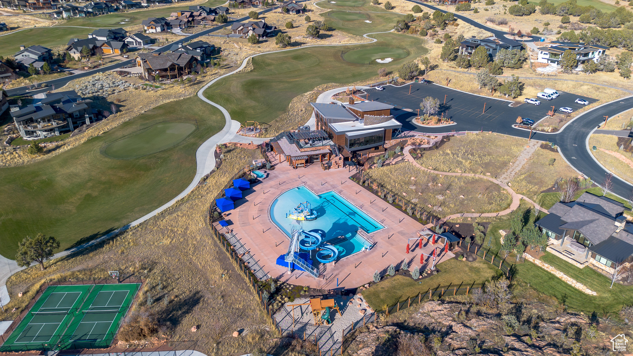 RED LEDGES - Residential