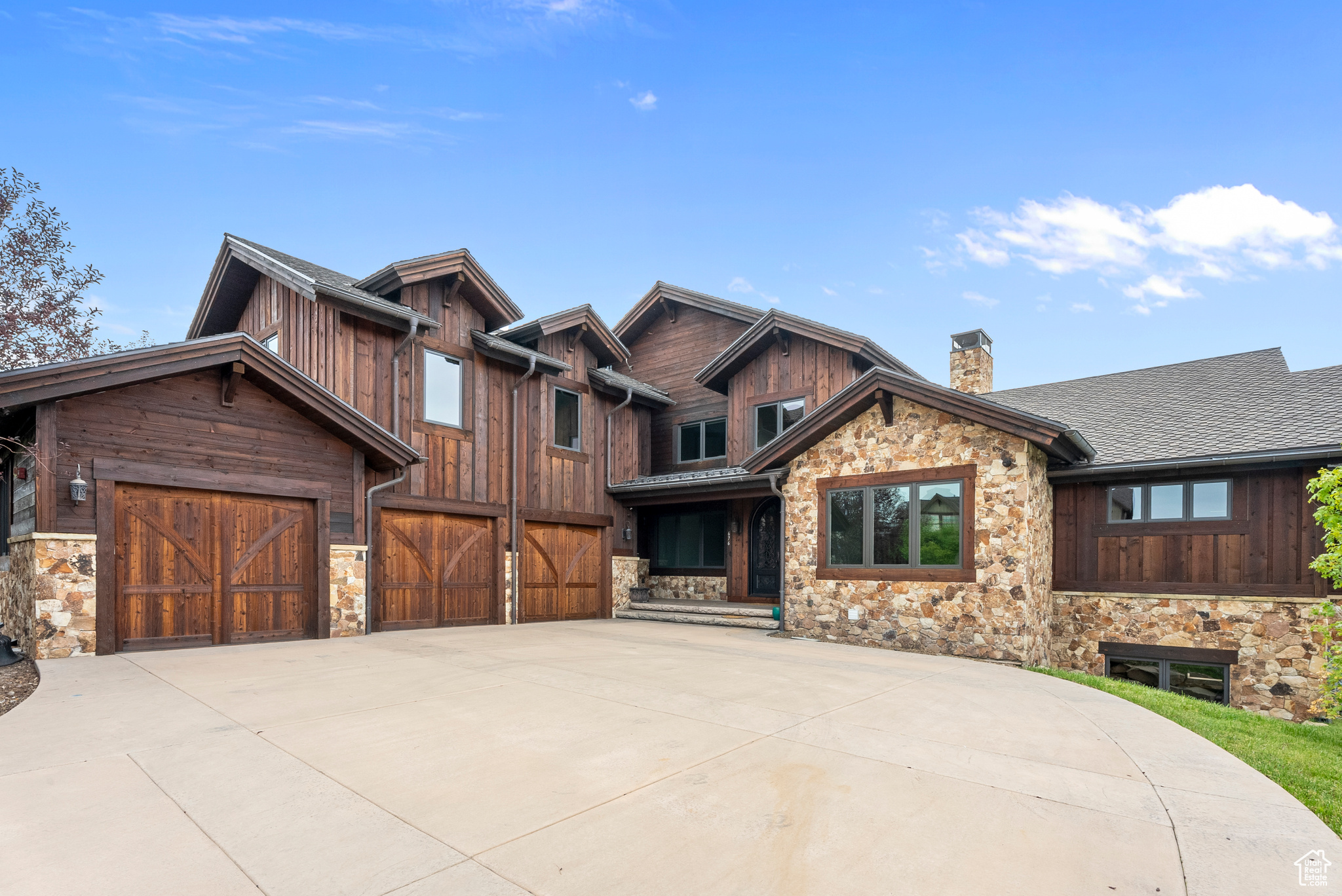 RED LEDGES - Residential