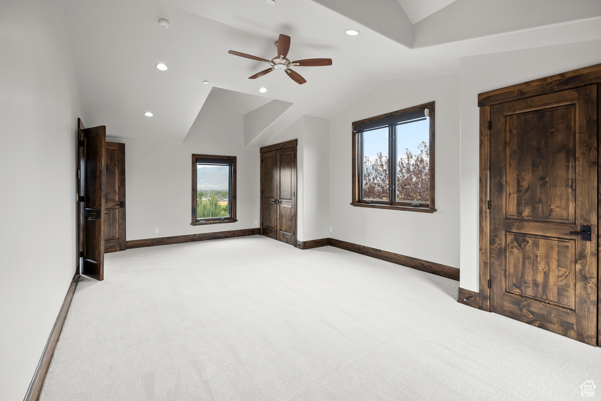 RED LEDGES - Residential
