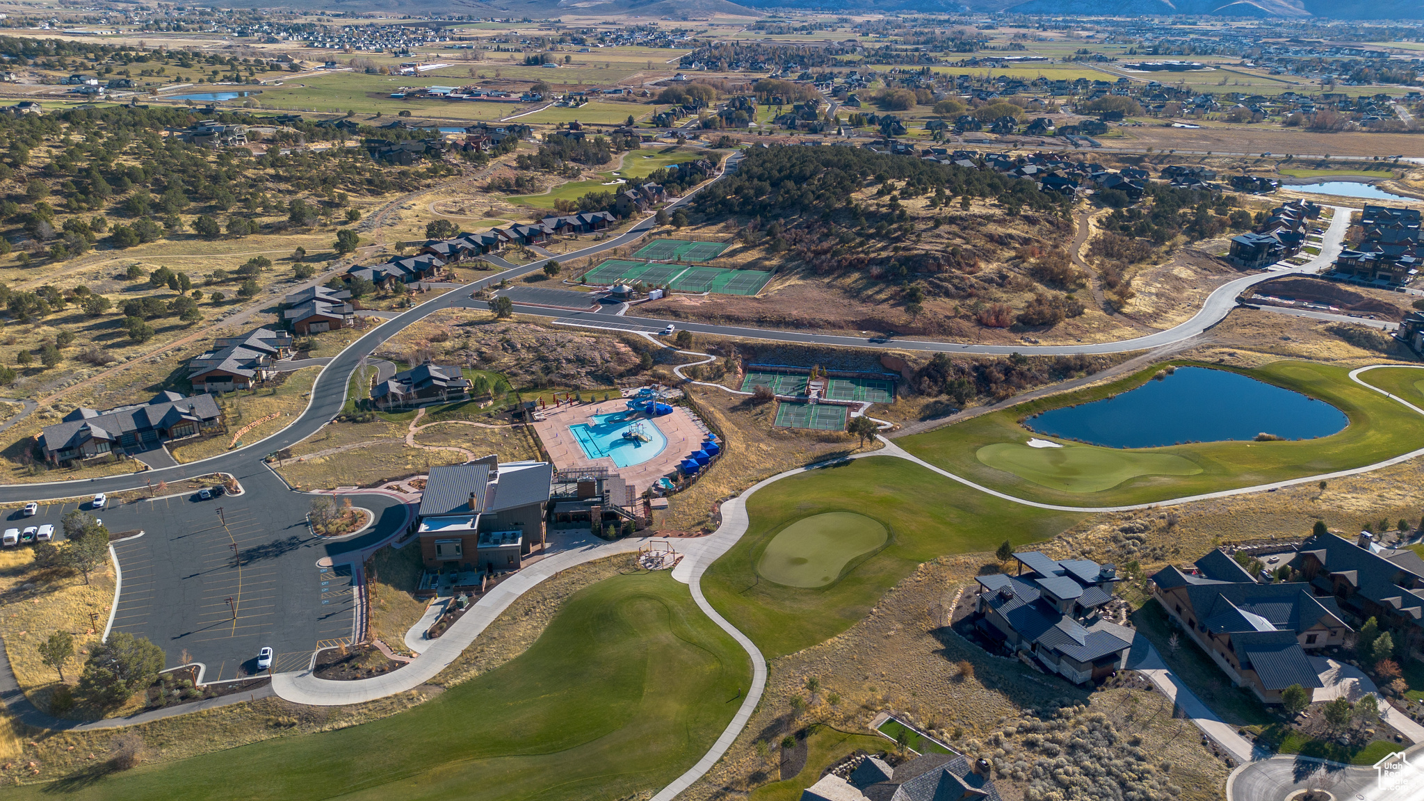 RED LEDGES - Residential