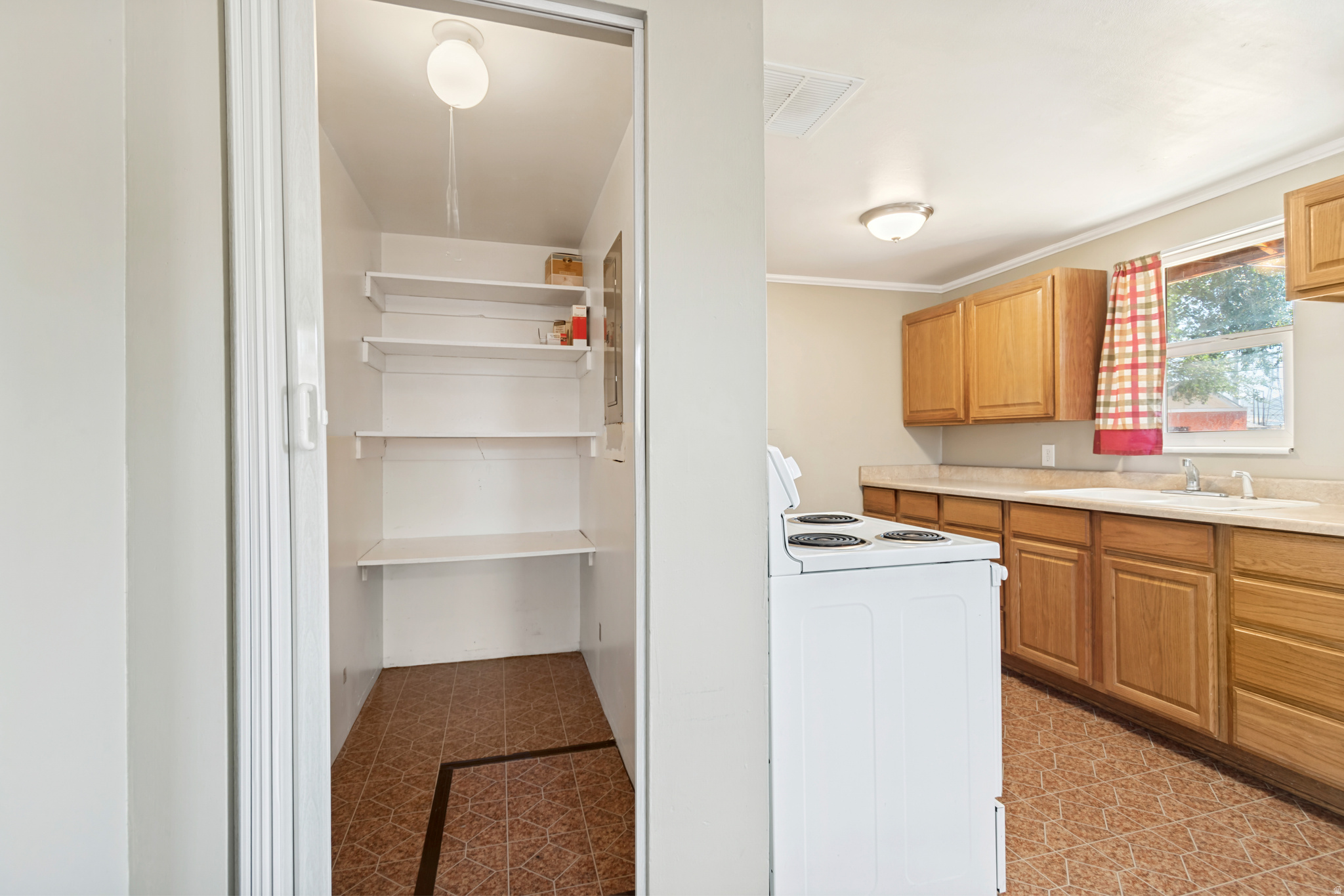 HILLSDALE SUB - Residential