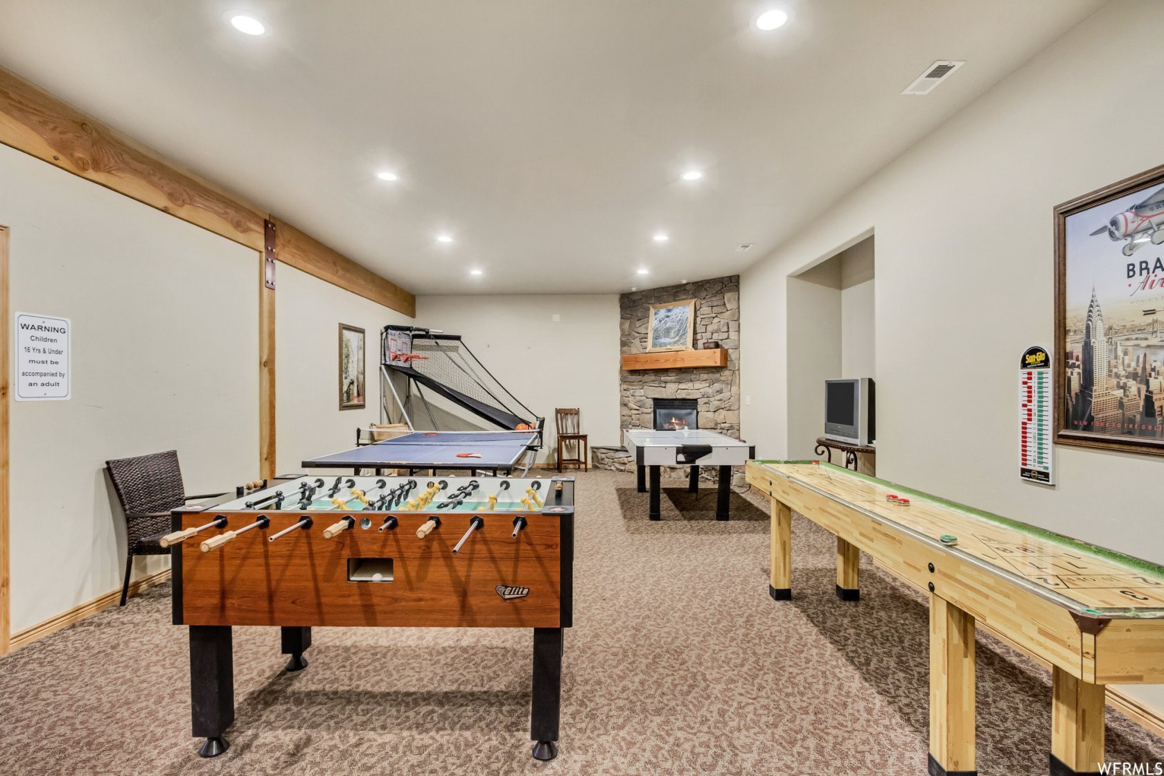 MOOSE HOLLOW - Residential