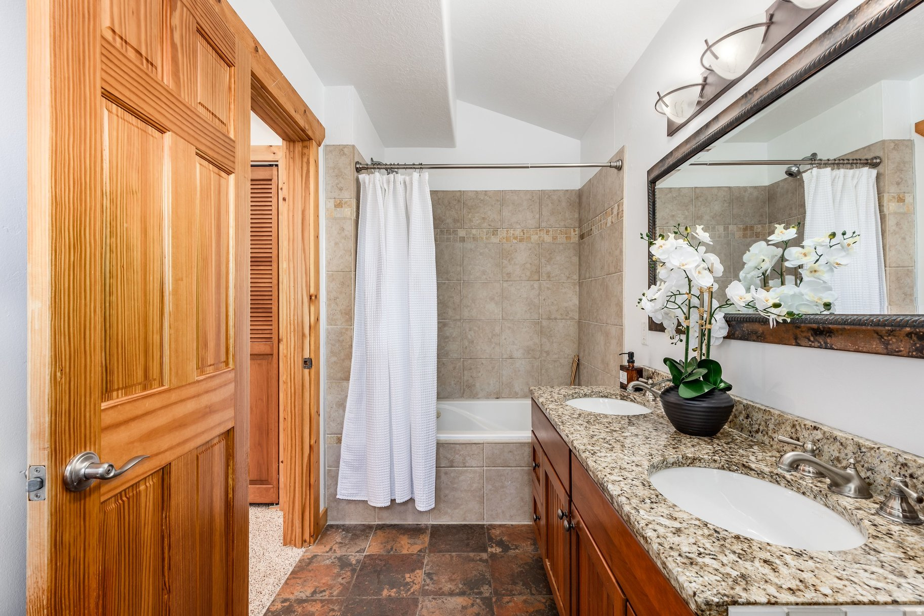 TIMBERLINE - Residential
