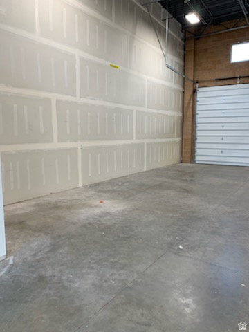 NORTHSHORE CORPORATION CENTER - Commercial Lease