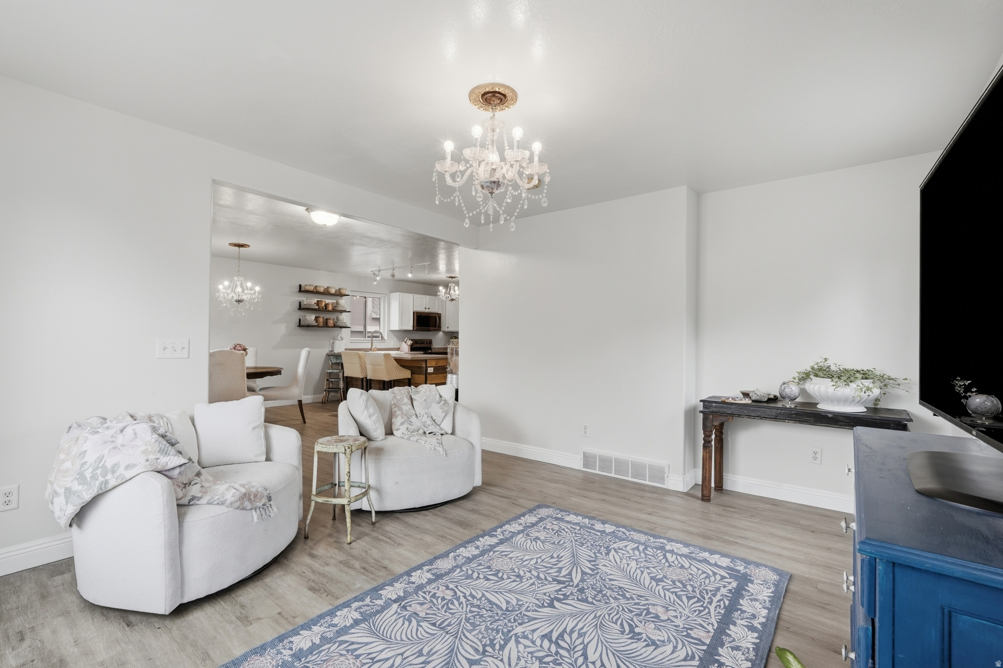 VILLAGE AT CANYONVIEW PARK - Residential