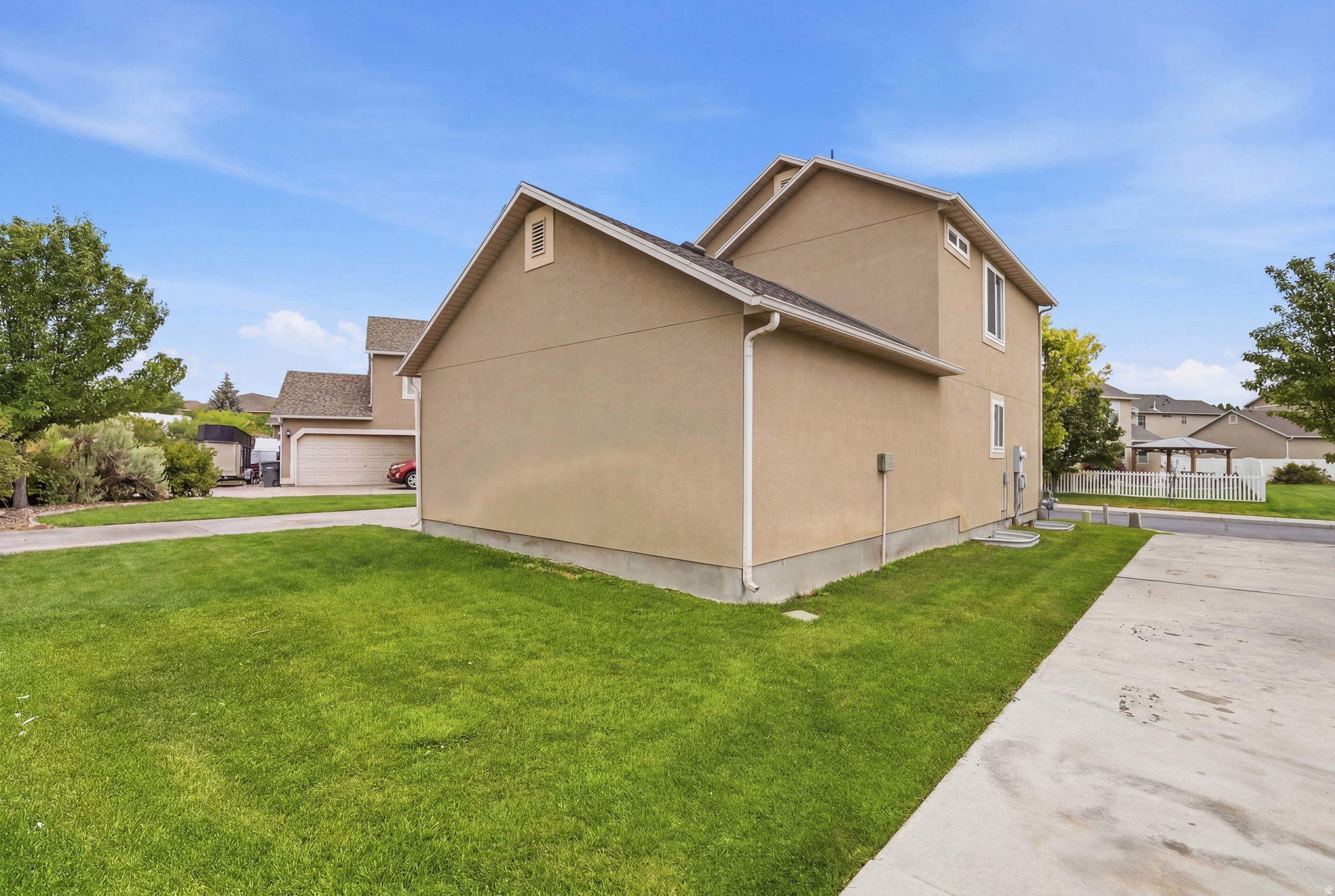 VILLAGE AT CANYONVIEW PARK - Residential