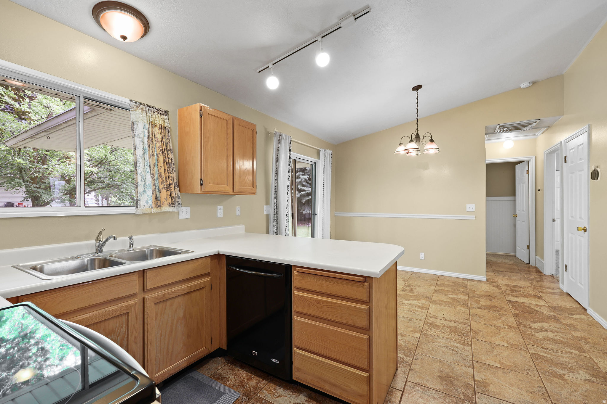 SKYVIEW ESTATES PHASE 3 - Residential