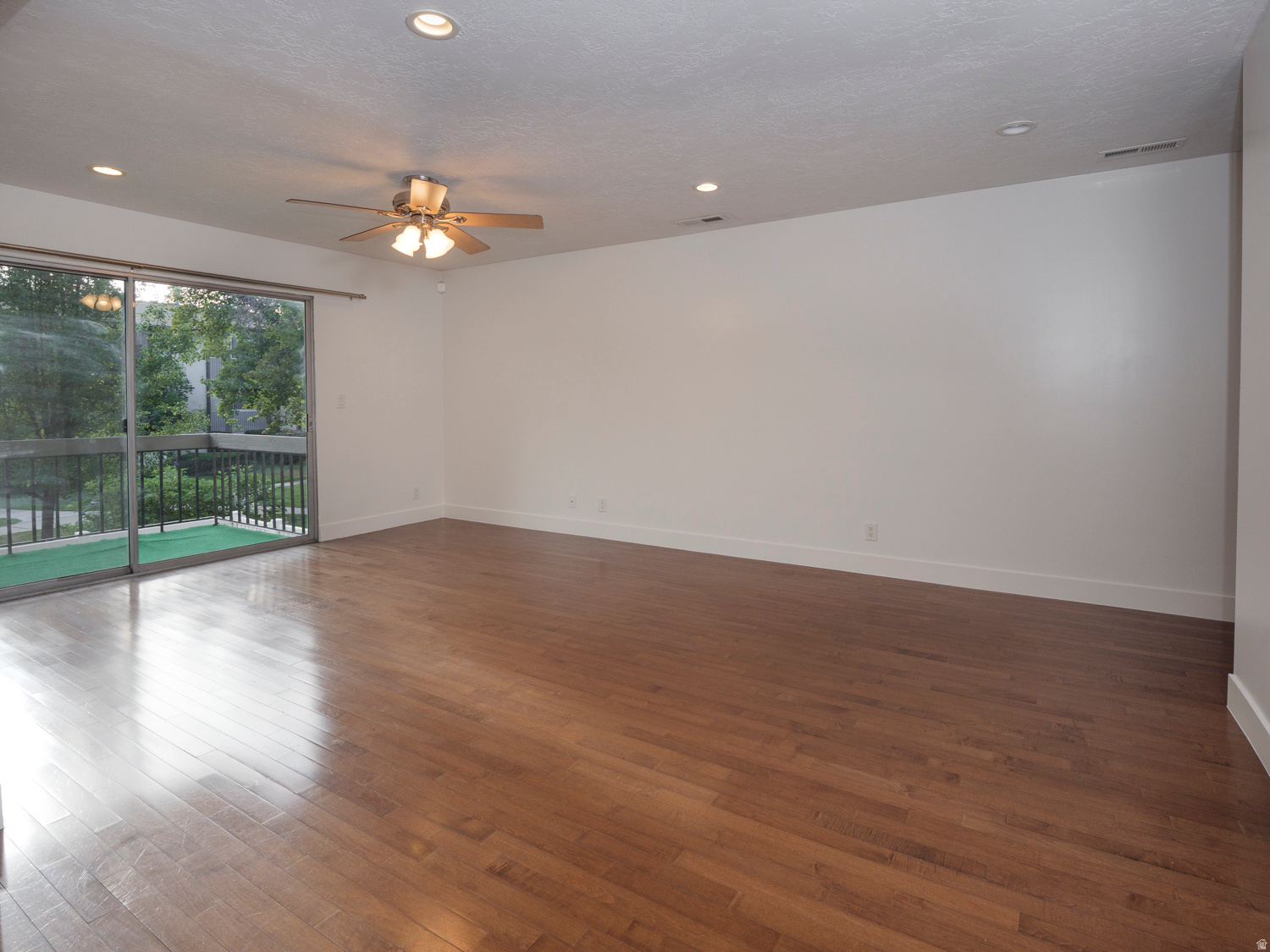 WATERBURY HOA OF UTA - Residential