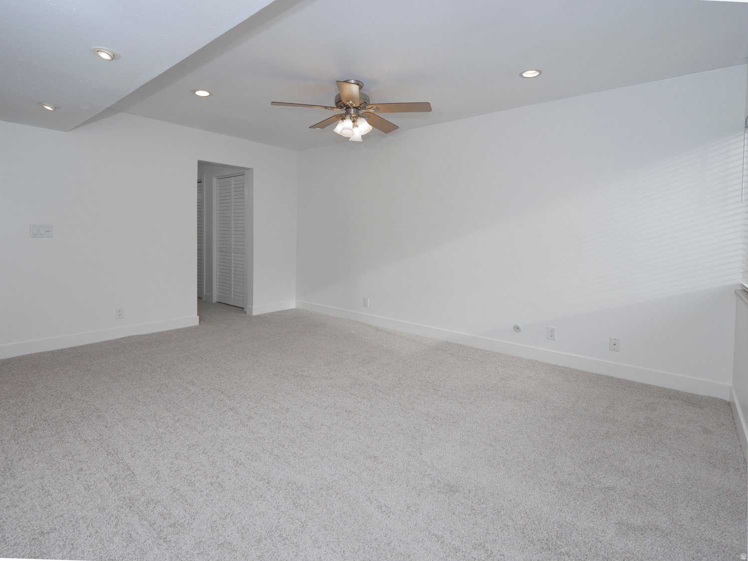 WATERBURY HOA OF UTA - Residential