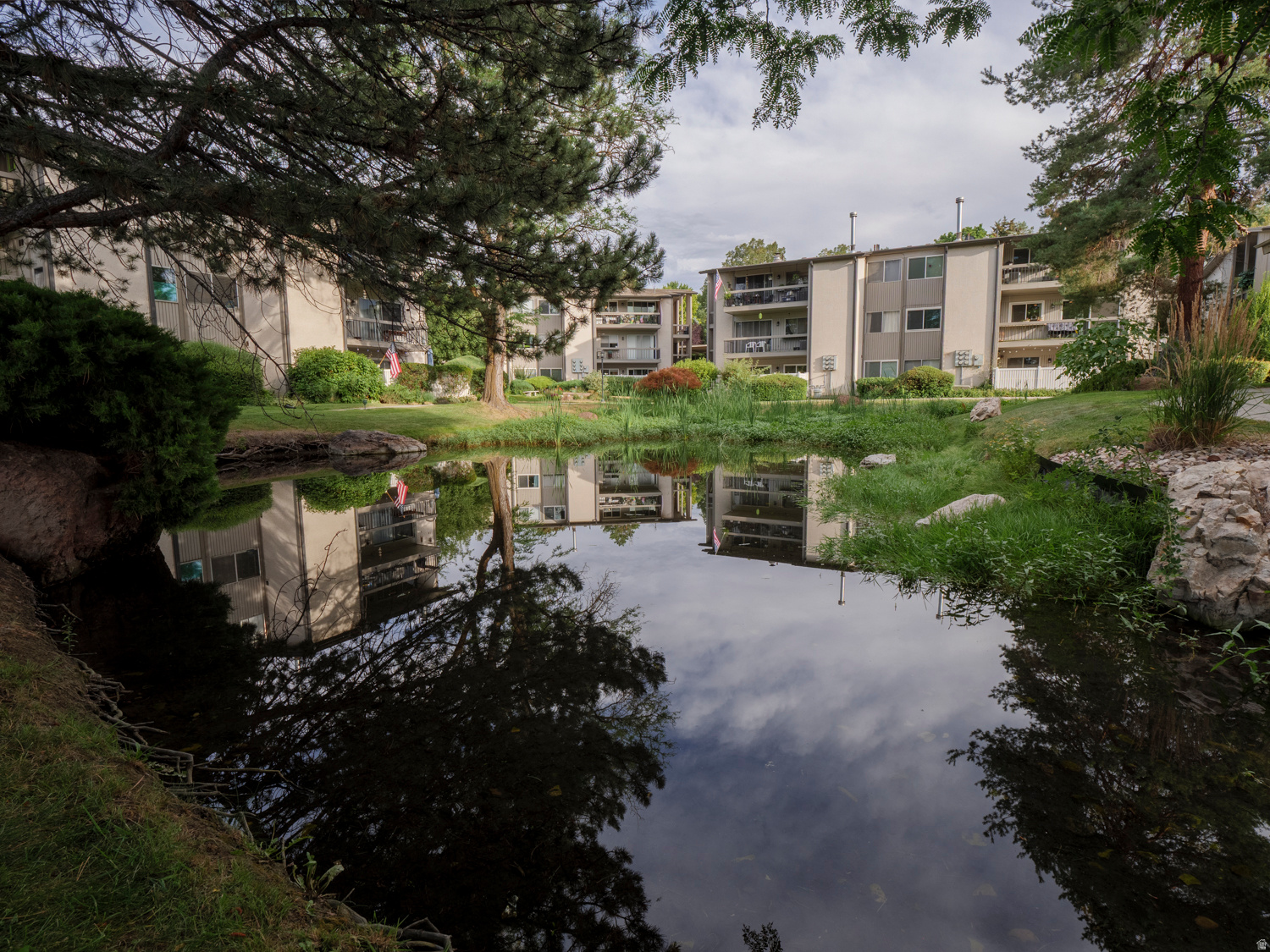 WATERBURY HOA OF UTA - Residential