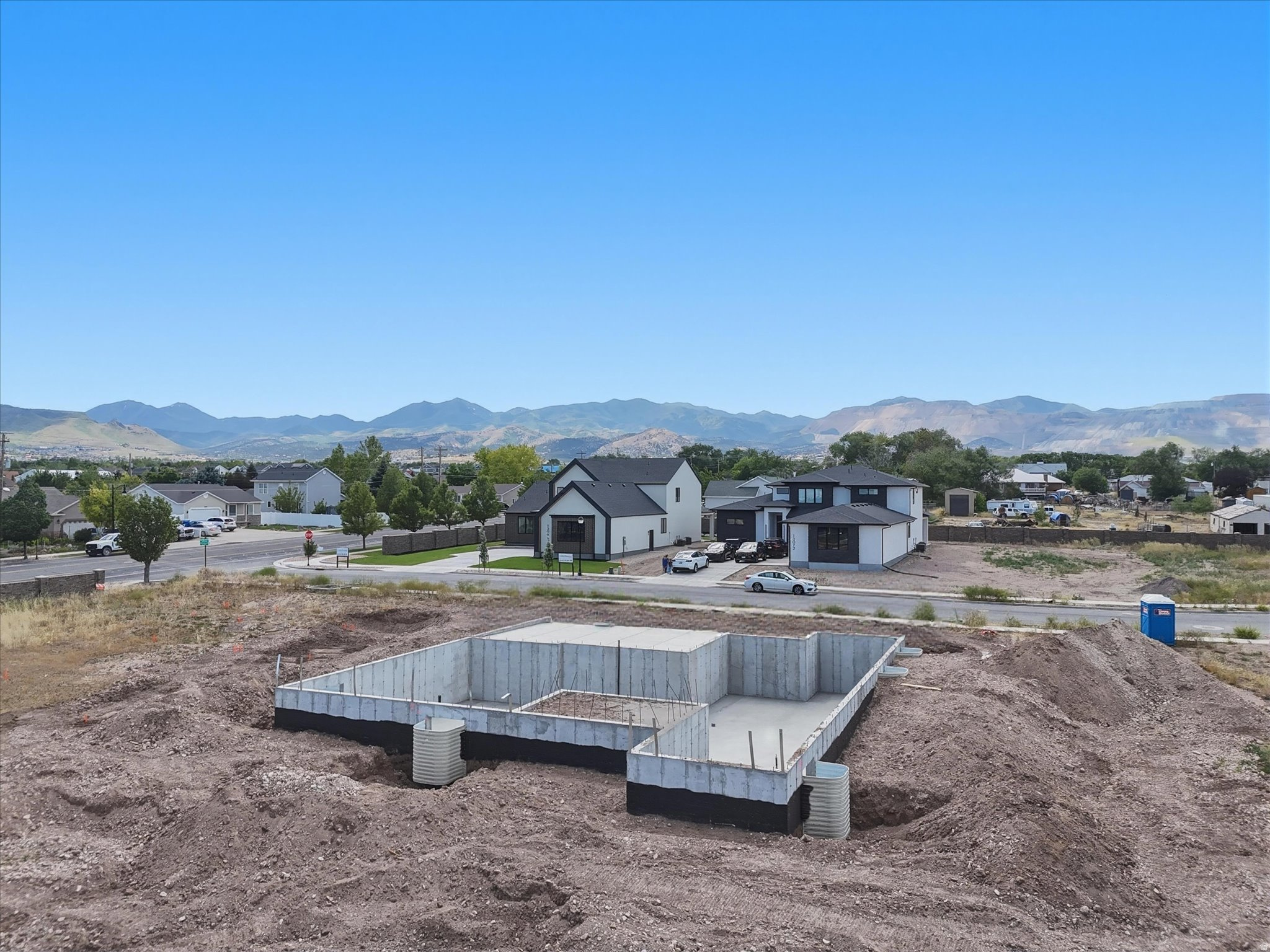 J AND J FARMS - Residential