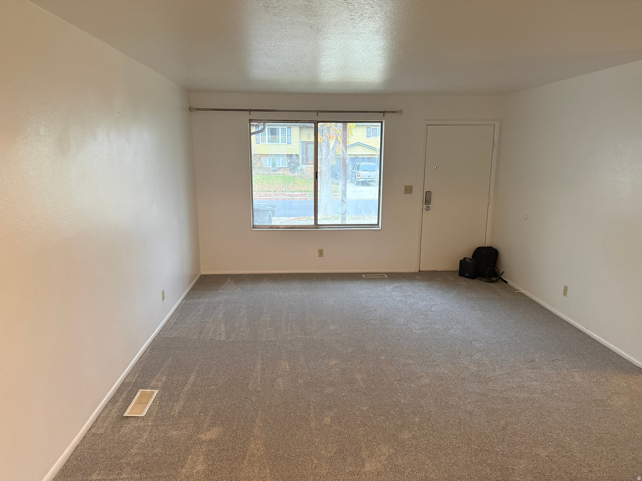 RIVERVIEW EAST - Residential