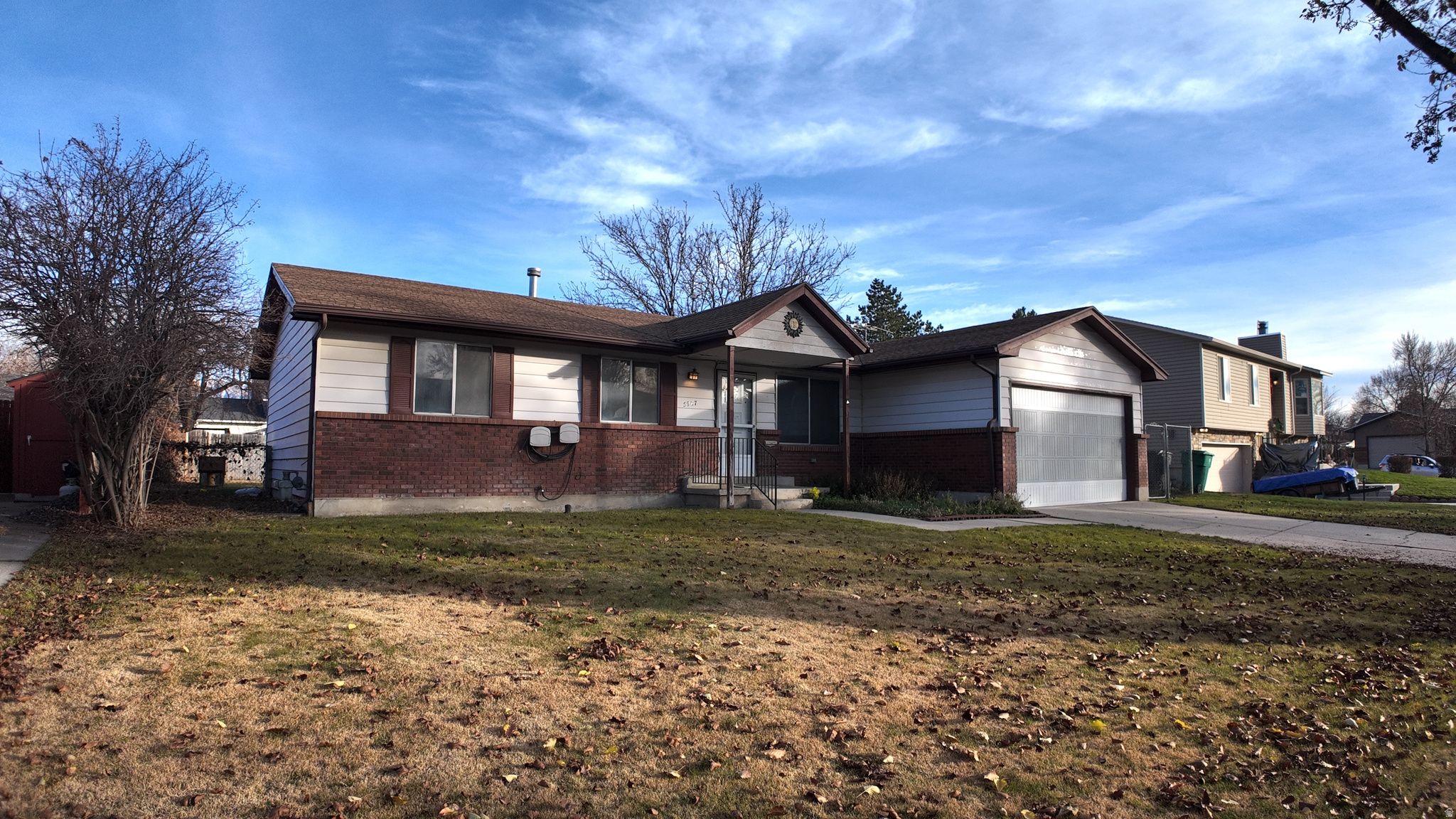 RIVERVIEW EAST - Residential