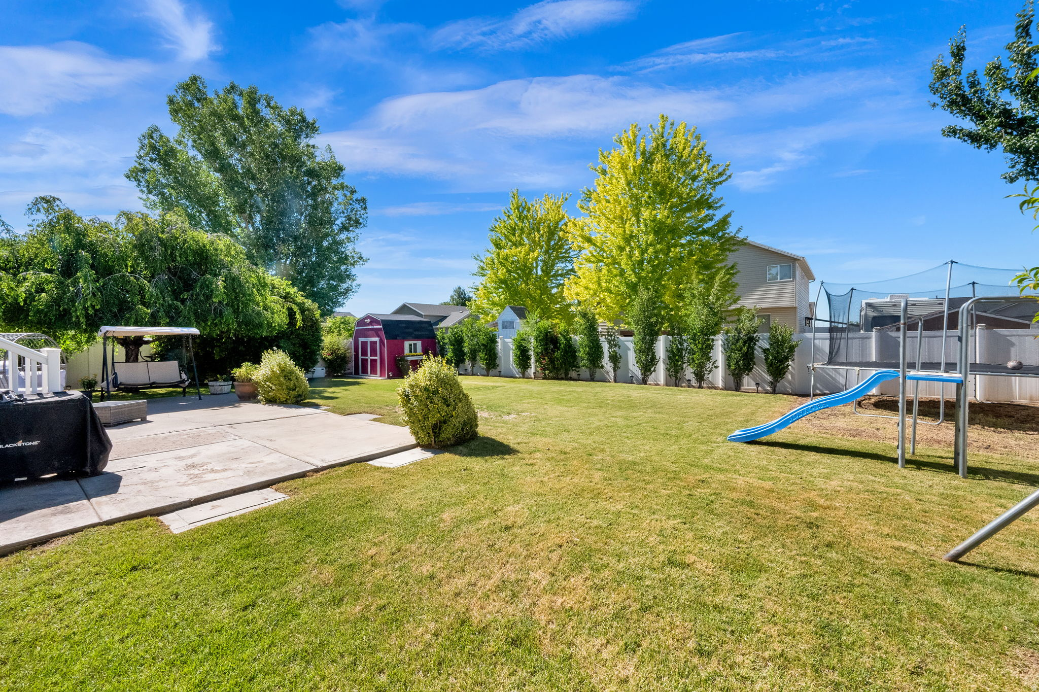 LAKE POINT MEADOWS - Residential