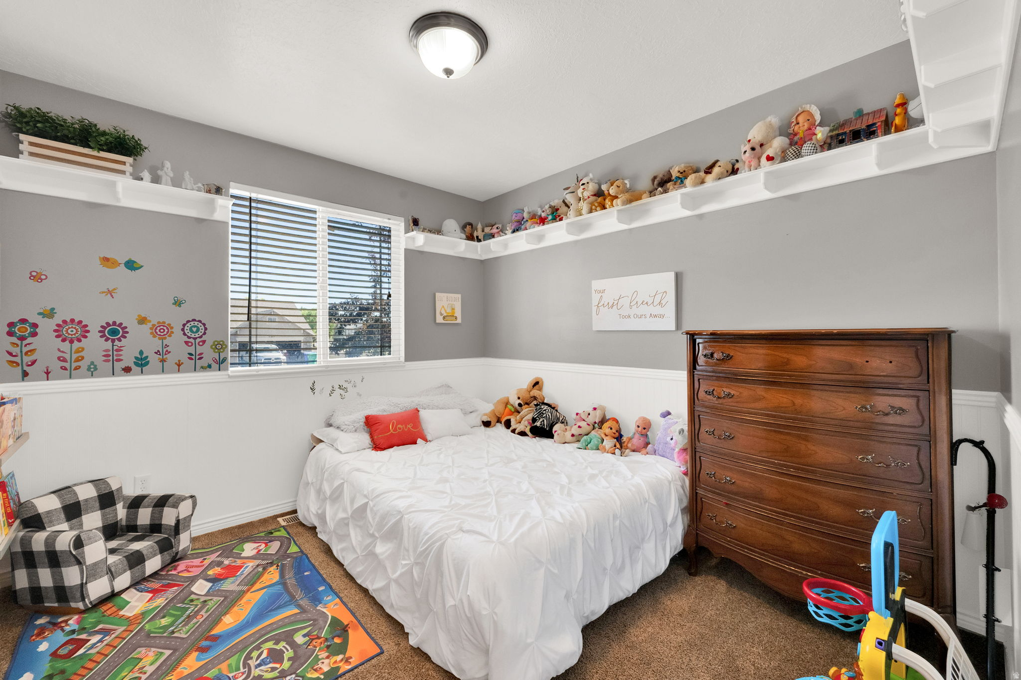 LAKE POINT MEADOWS - Residential