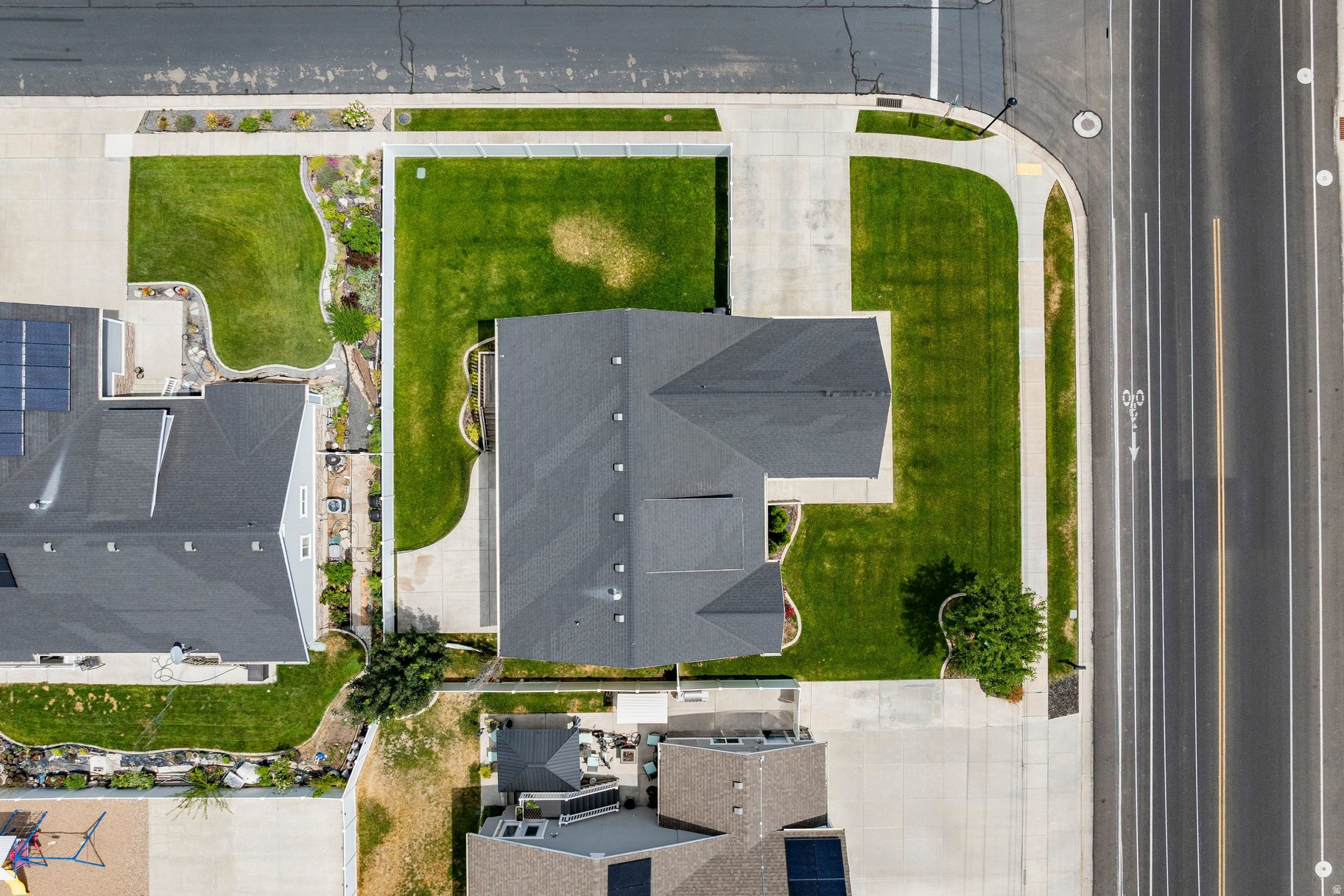 TRAILS EDGE - Residential