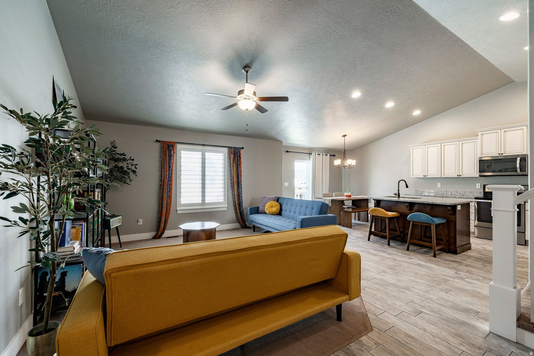 TRAILS EDGE - Residential