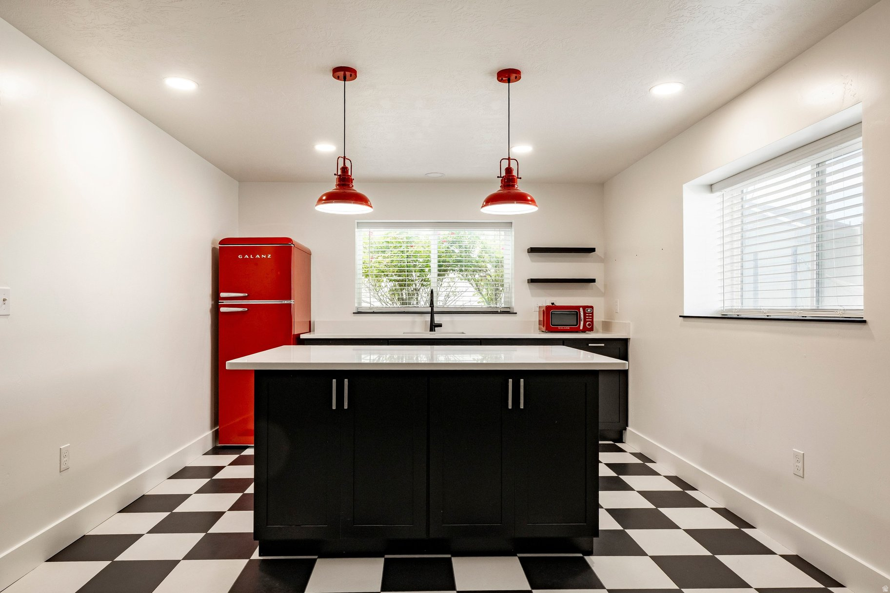 TRAILS EDGE - Residential