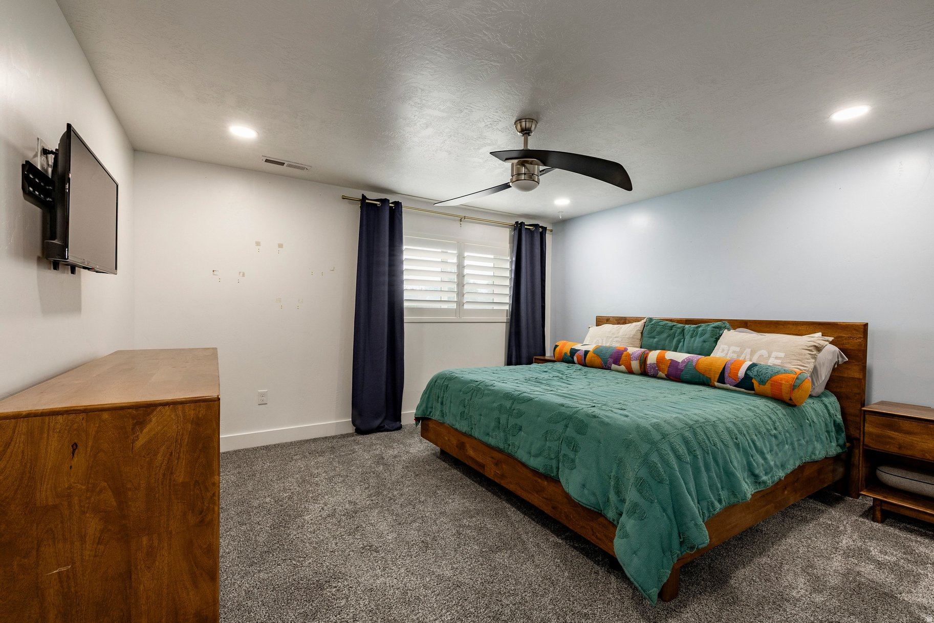 TRAILS EDGE - Residential