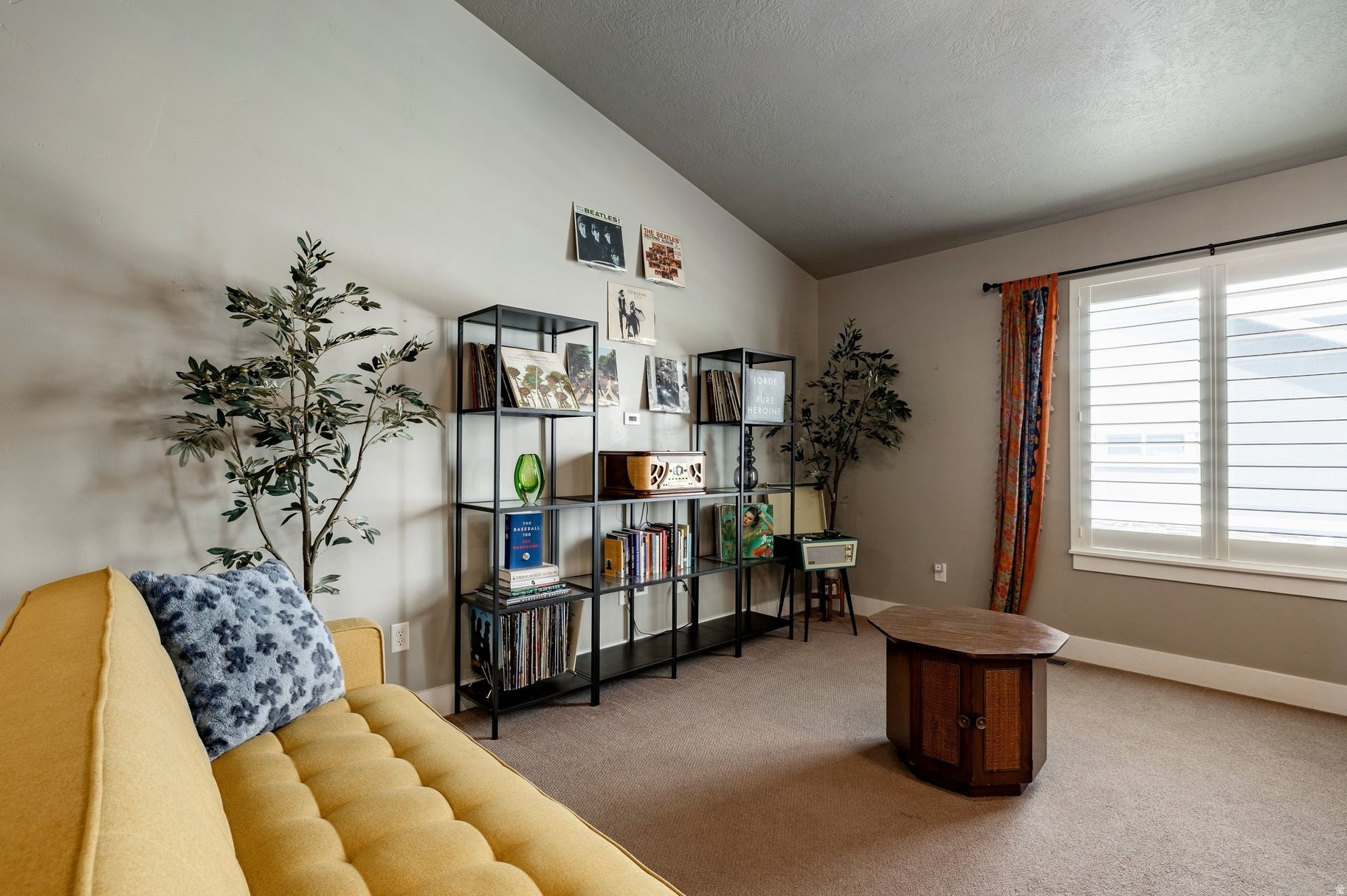 TRAILS EDGE - Residential
