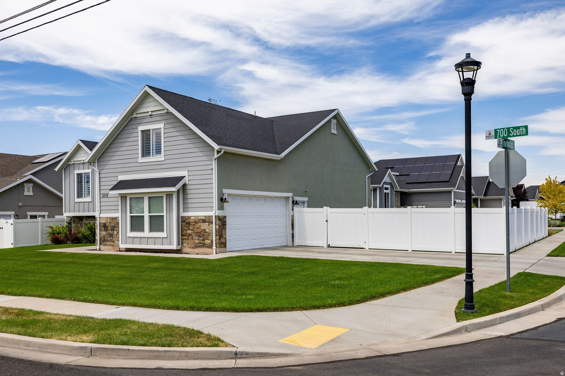 TRAILS EDGE - Residential