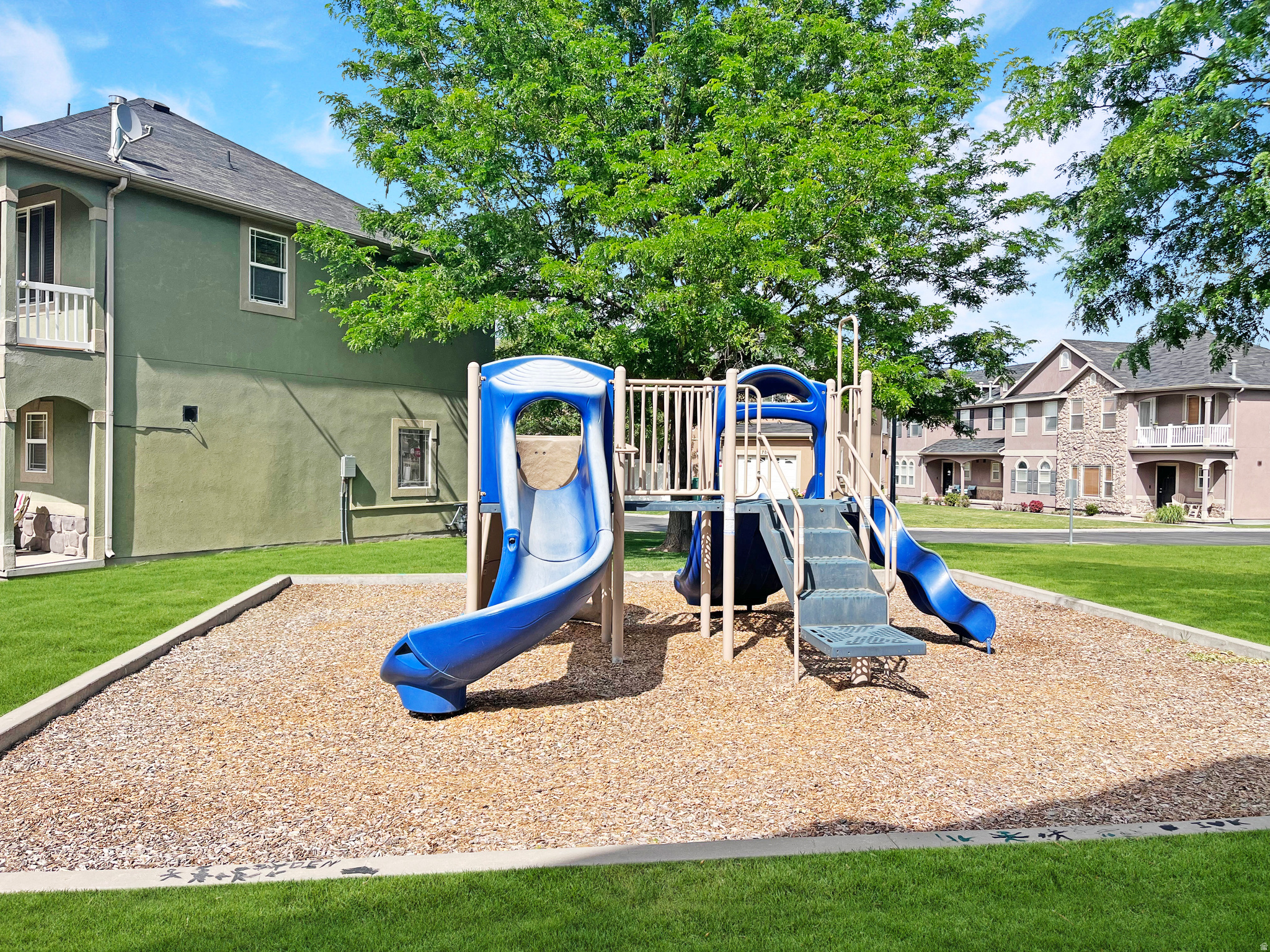 STONE CREEK - Residential