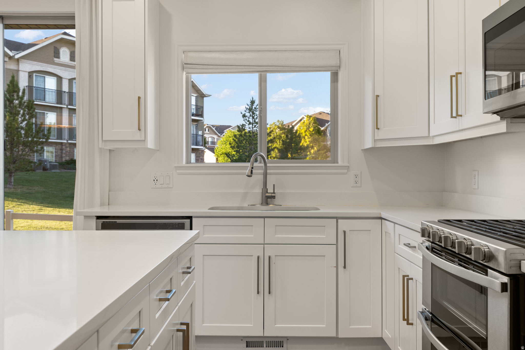 HARVEST VILLAGE - Residential